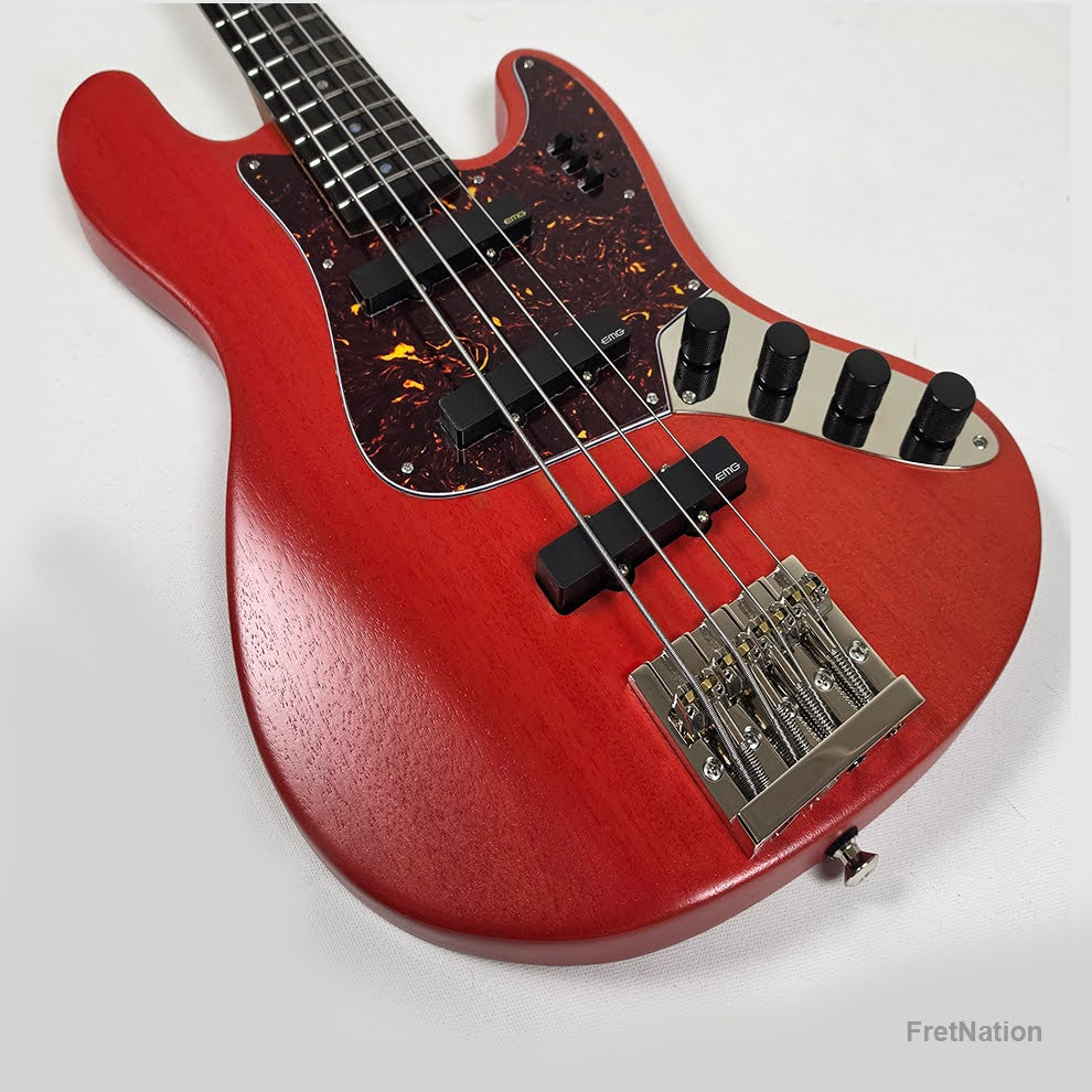 McGrath Guitars McGrath J-Style Thunderhorse IV 4-String Bass EMG - Siesta Red 8.96lbs