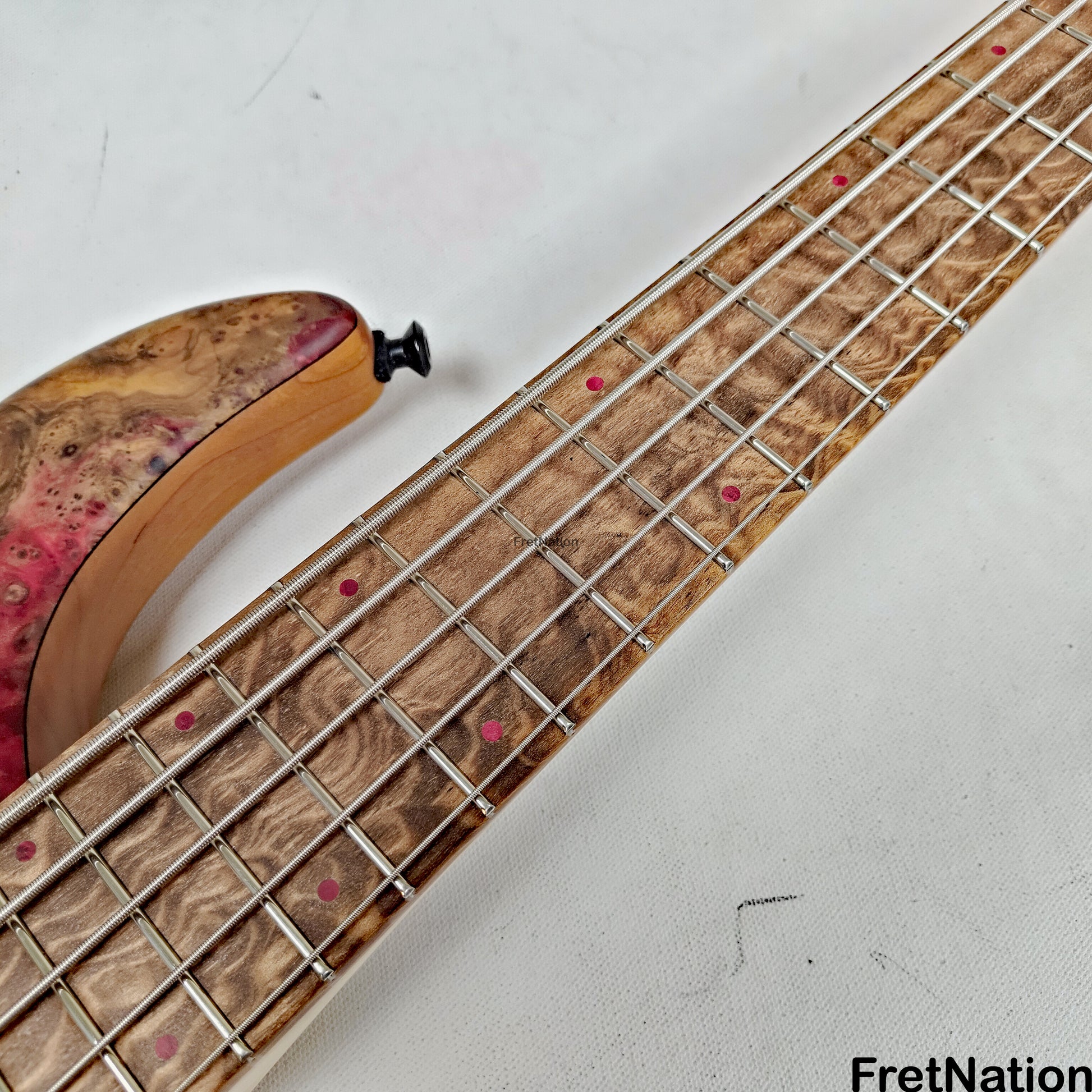 AC Guitars AC Guitars RetroB 5/34 5-String Bass 34" Scale ART Maple Burl 9.98lbs