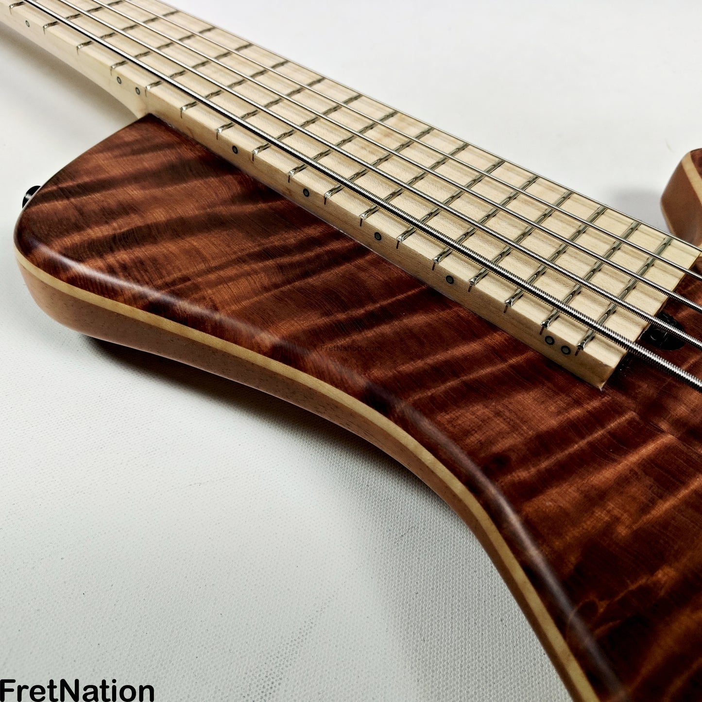 AC Guitars AC Guitars Finn R Type 5-String Bass 33" Scale Flame Redwood 8.86lbs