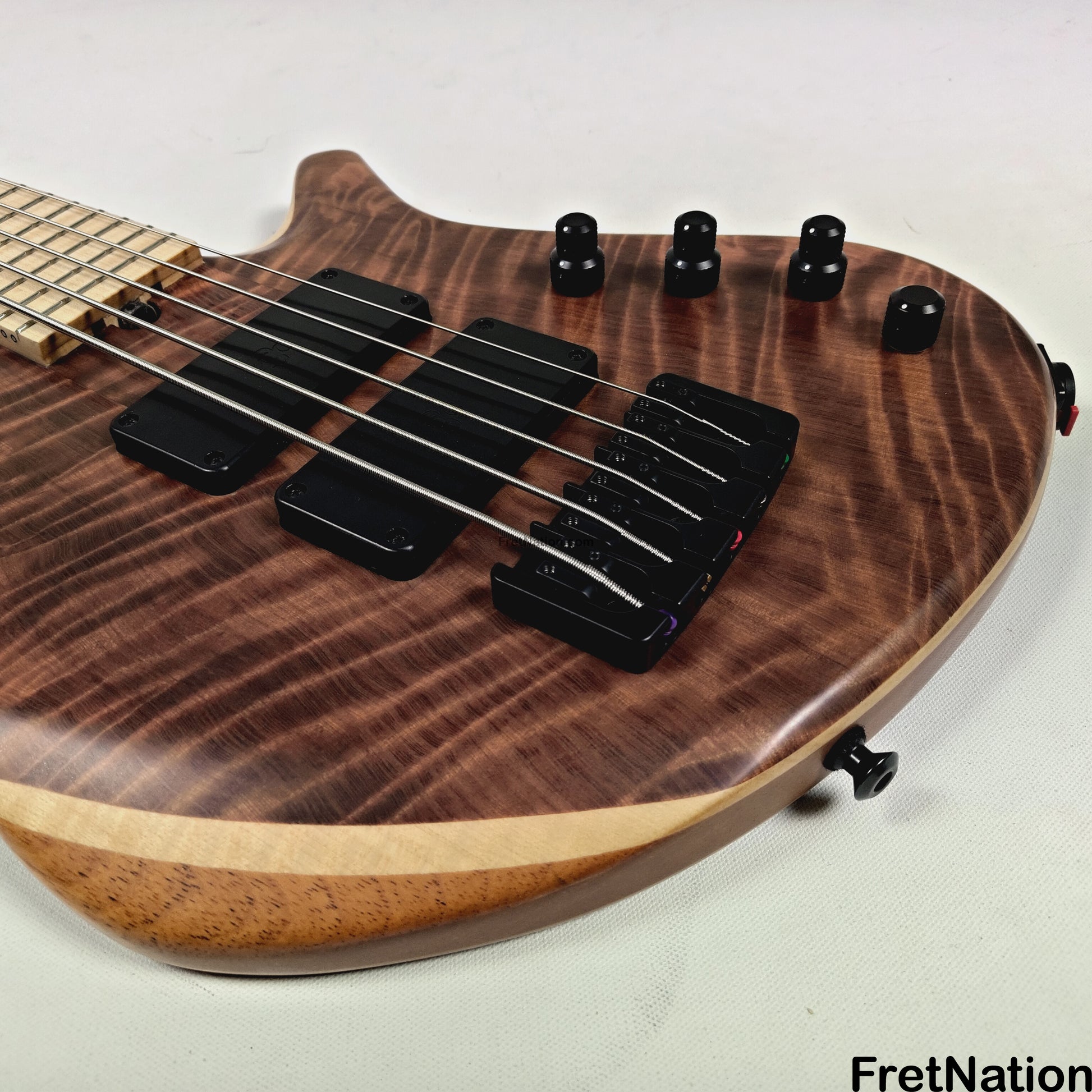 AC Guitars AC Guitars Finn R Type 5-String Bass 33" Scale Flame Redwood 8.86lbs