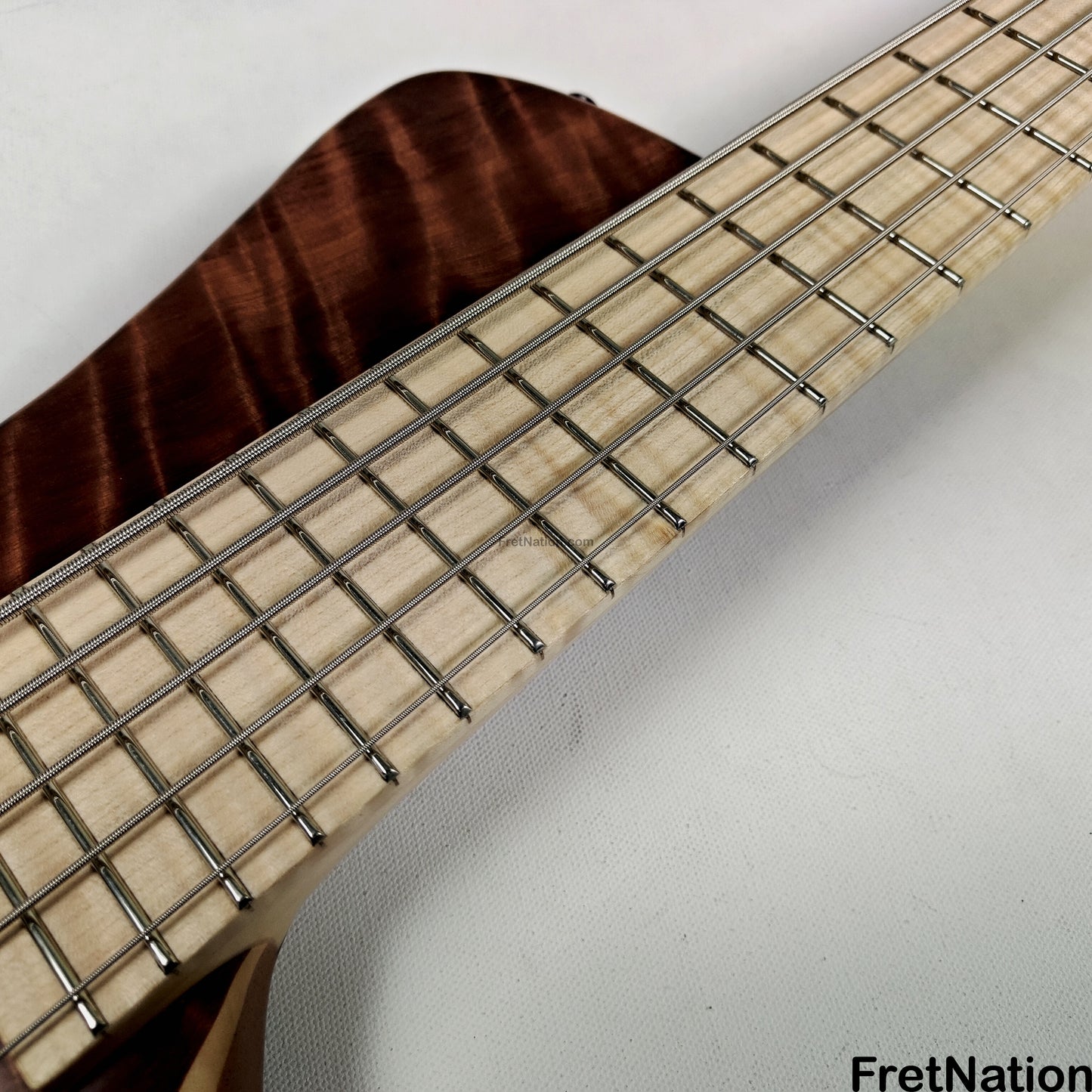 AC Guitars AC Guitars Finn R Type 5-String Bass 33" Scale Flame Redwood 8.86lbs