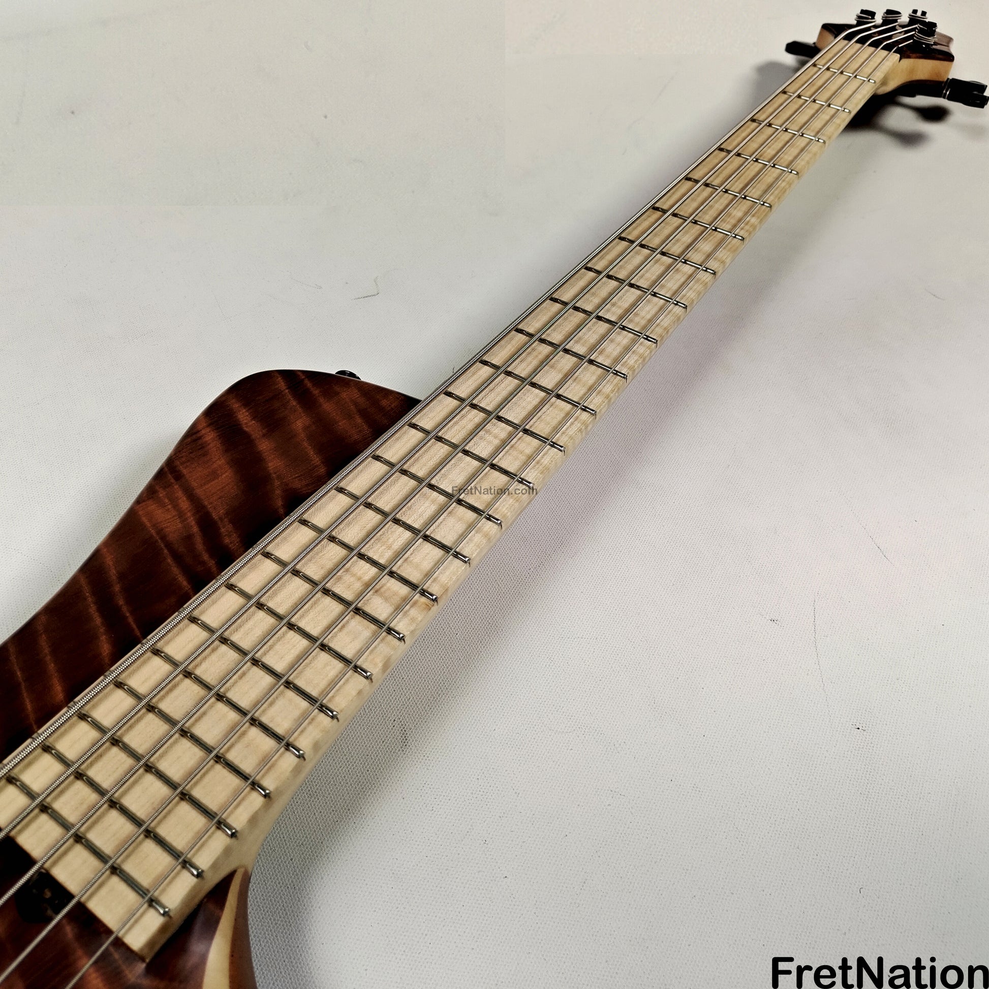 AC Guitars AC Guitars Finn R Type 5-String Bass 33" Scale Flame Redwood 8.86lbs