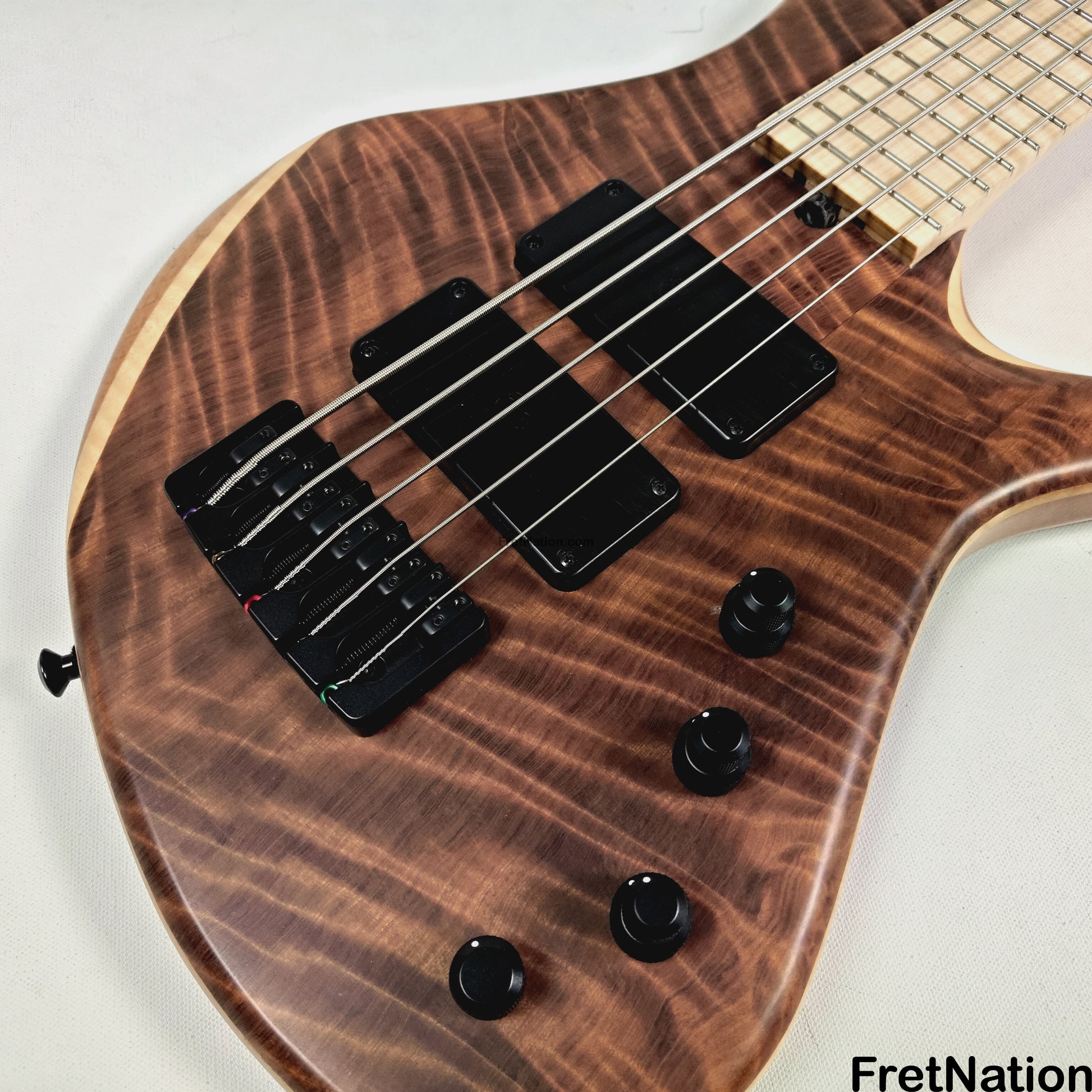 AC Guitars AC Guitars Finn R Type 5-String Bass 33" Scale Flame Redwood 8.86lbs