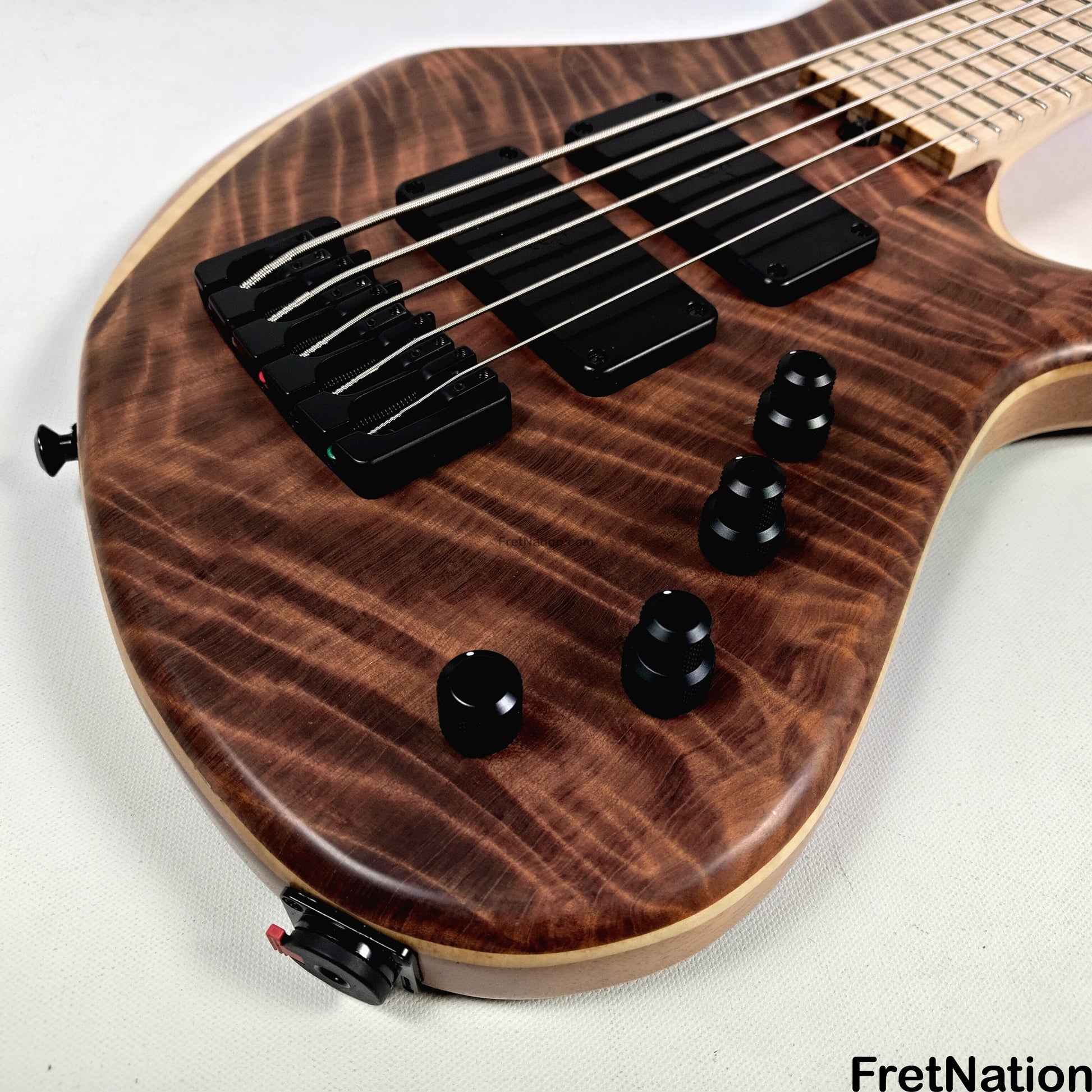 AC Guitars AC Guitars Finn R Type 5-String Bass 33" Scale Flame Redwood 8.86lbs