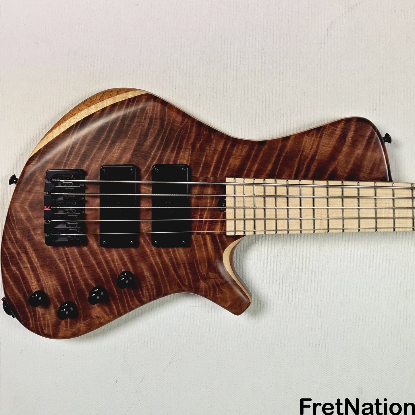 AC Guitars AC Guitars Finn R Type 5-String Bass 33" Scale Flame Redwood 8.86lbs