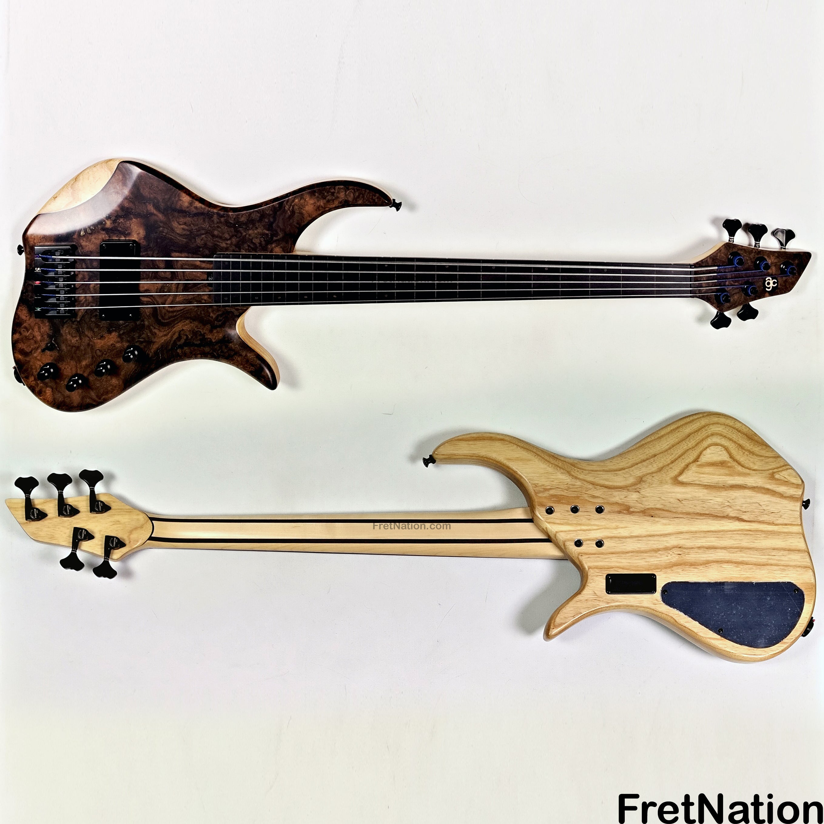 AC Guitars Krell 5-String Fretless Bass 34