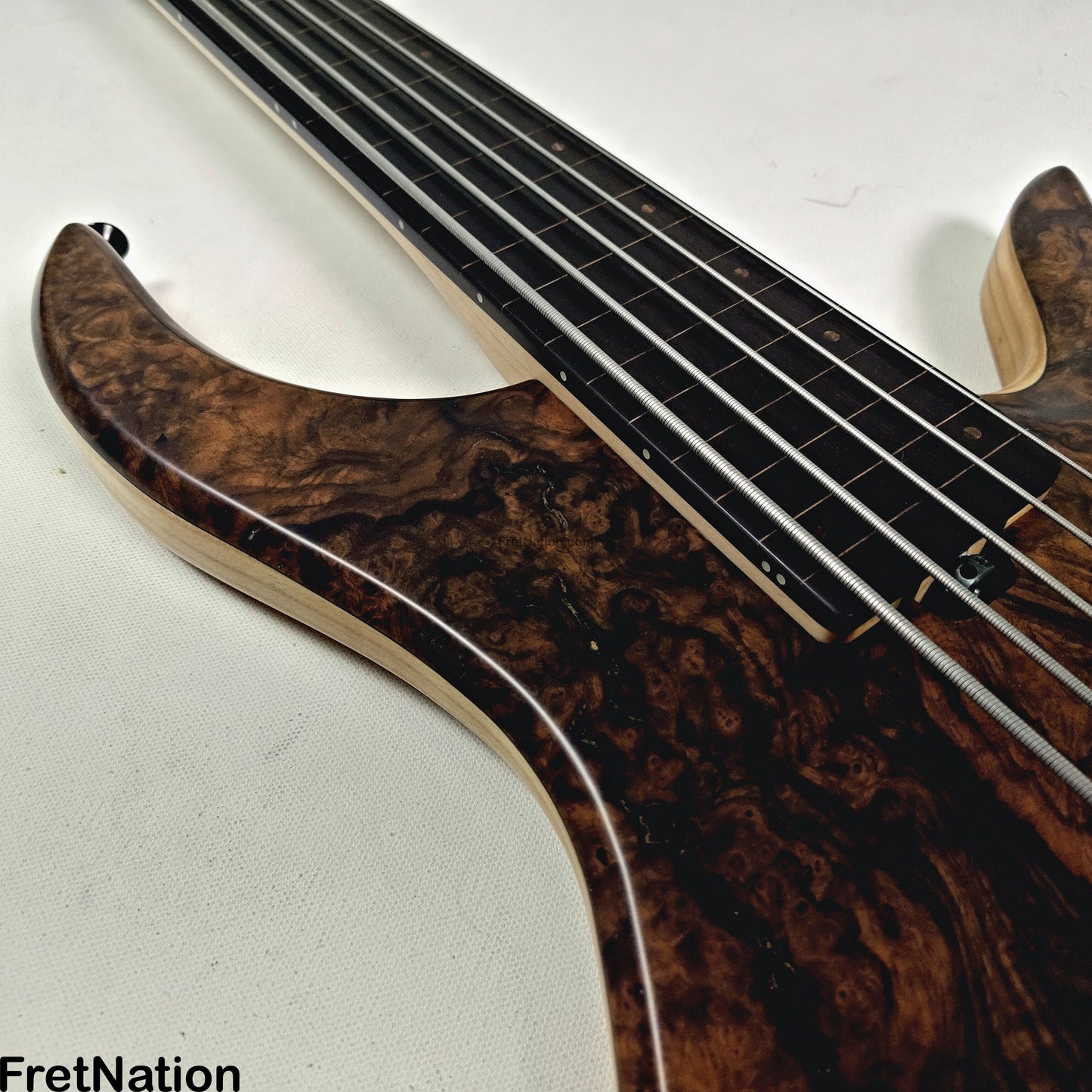AC Guitars AC Guitars Krell 5-String Fretless Bass 34" Scale Turkish Walnut 8.86lbs