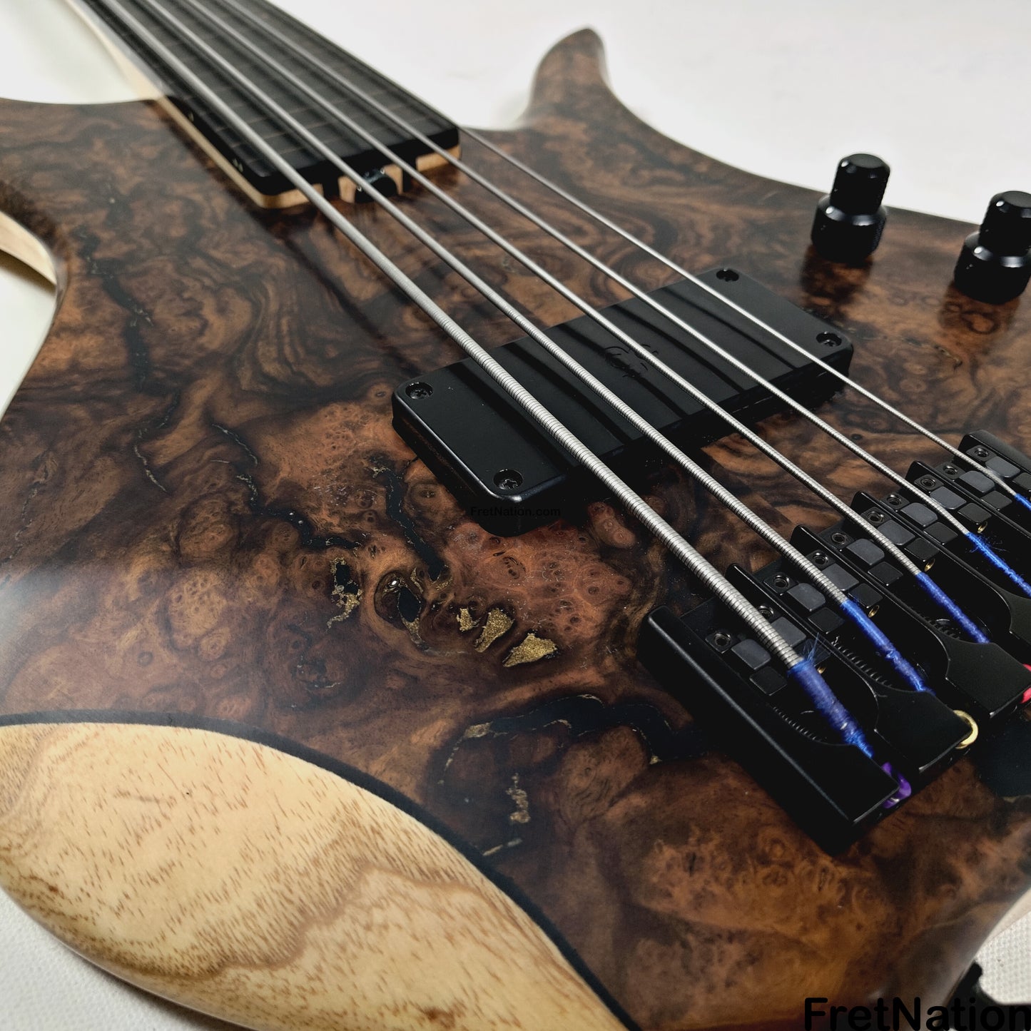 AC Guitars AC Guitars Krell 5-String Fretless Bass 34" Scale Turkish Walnut 8.86lbs