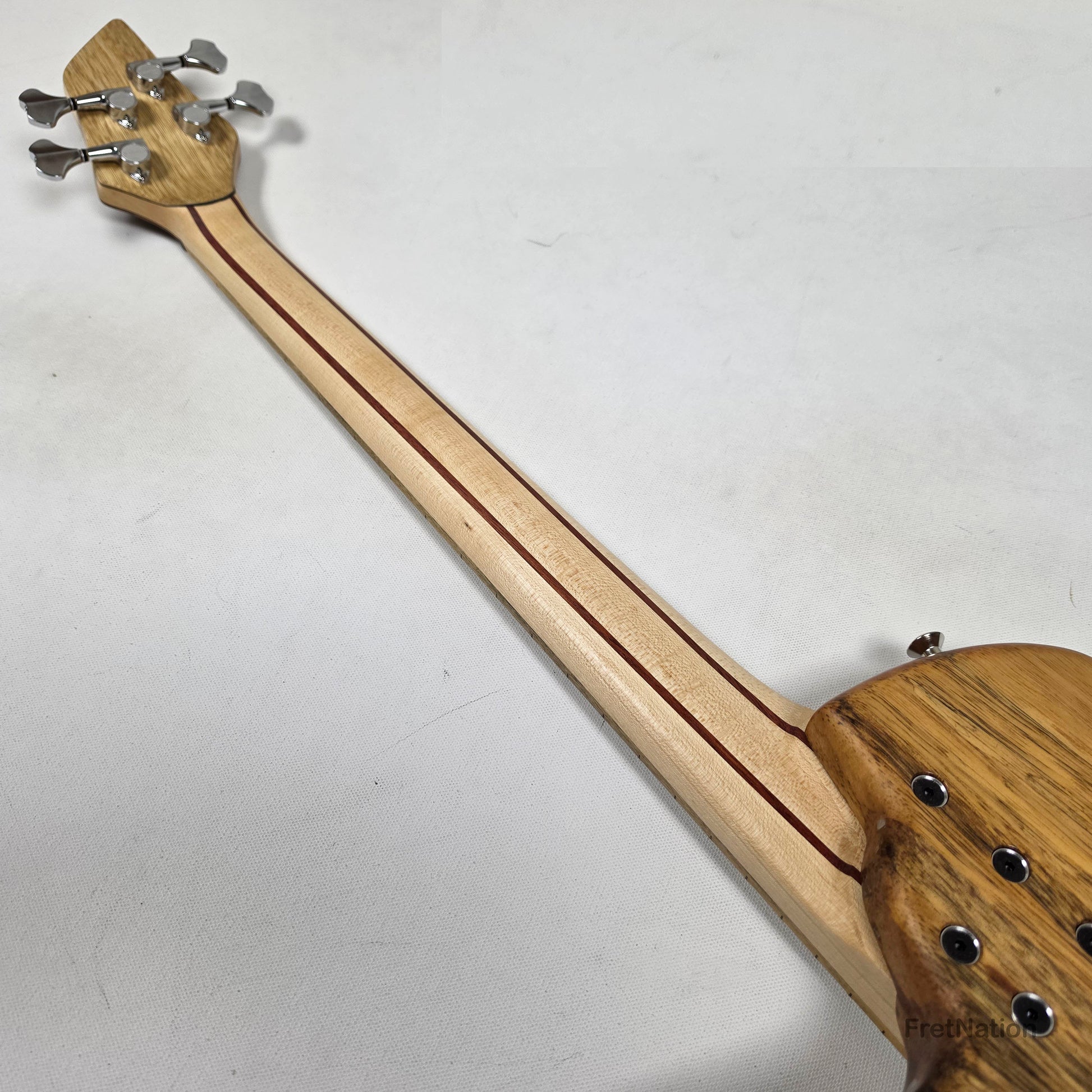 AC Guitars AC Guitars Mule 4/30 Silver Berry Short Scale 4-String Bass 30" Scale 8.40lbs