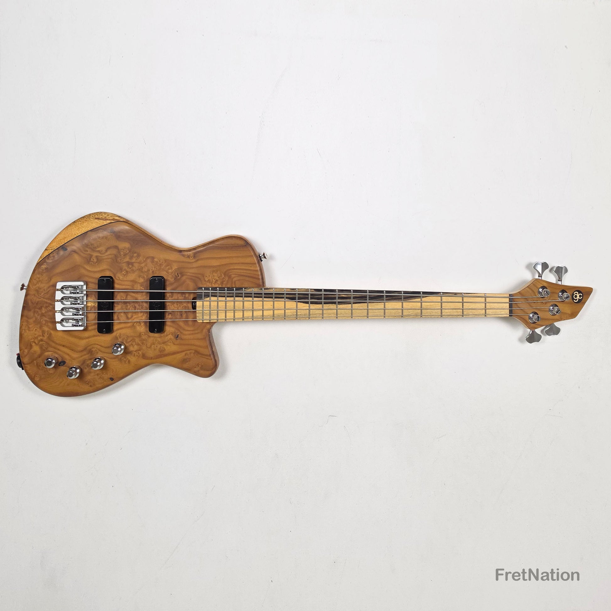 AC Guitars AC Guitars Mule 4/30 Silver Berry Short Scale 4-String Bass 30" Scale 8.40lbs