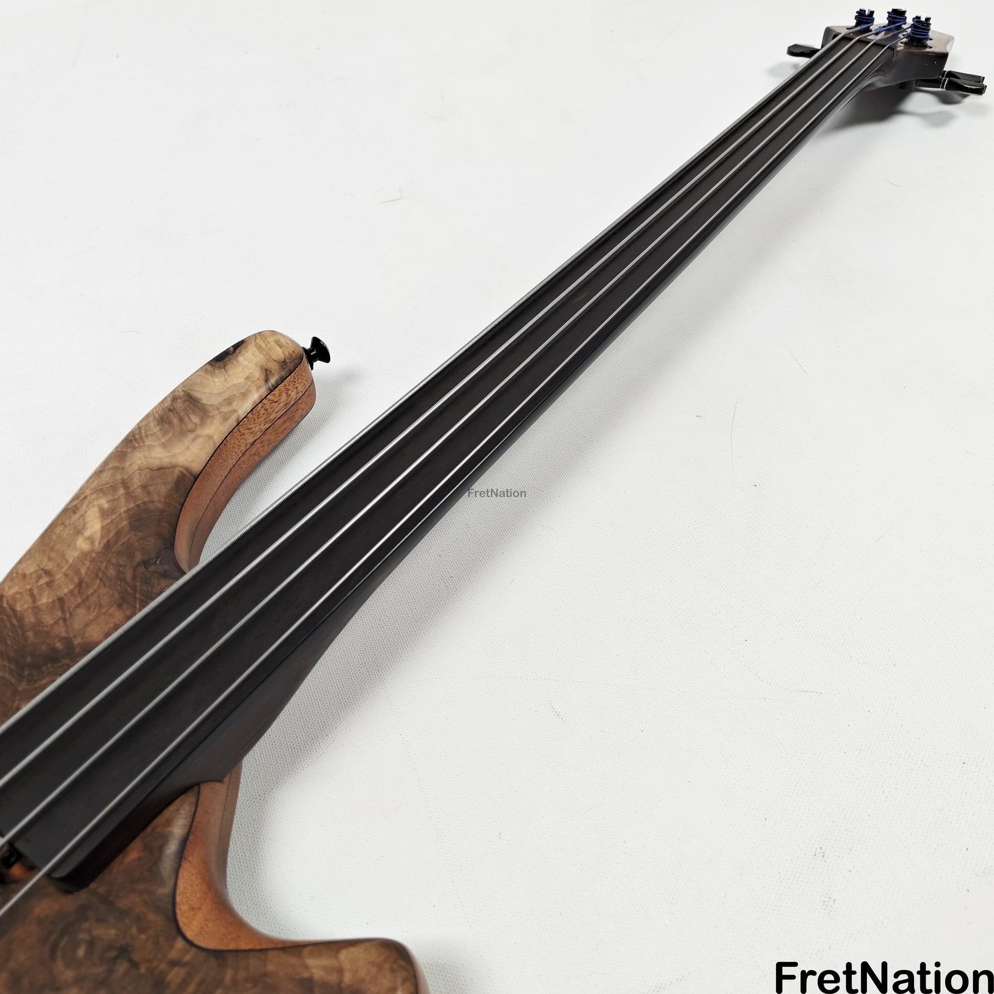 AC Guitars AC Guitars Uber Recurve 4-String Fretless Bass 34" Scale Turkish Walnut 8.88lbs