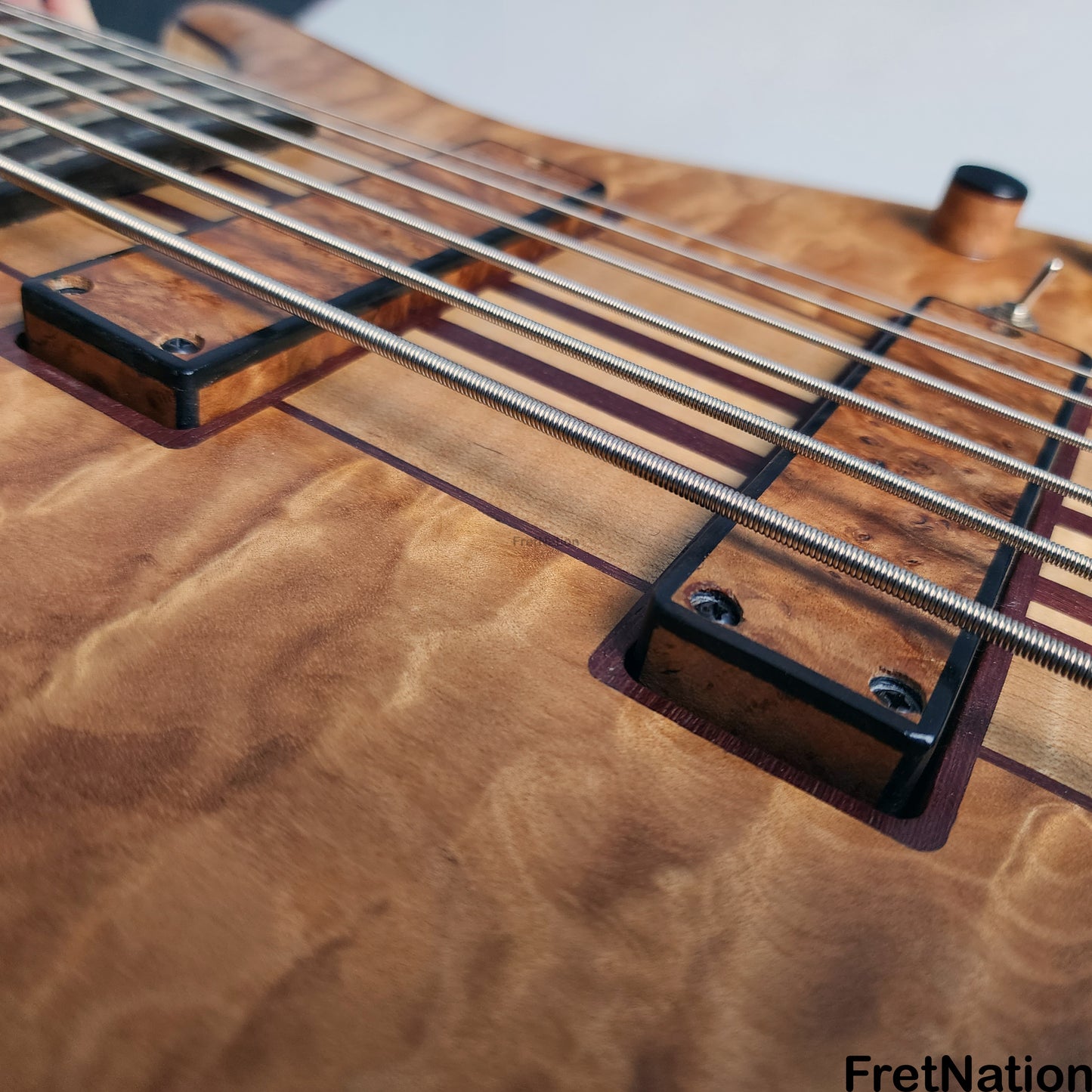 Fret Nation Bob Mick Custom 6-String Quilted Maple Bass 10.44lbs