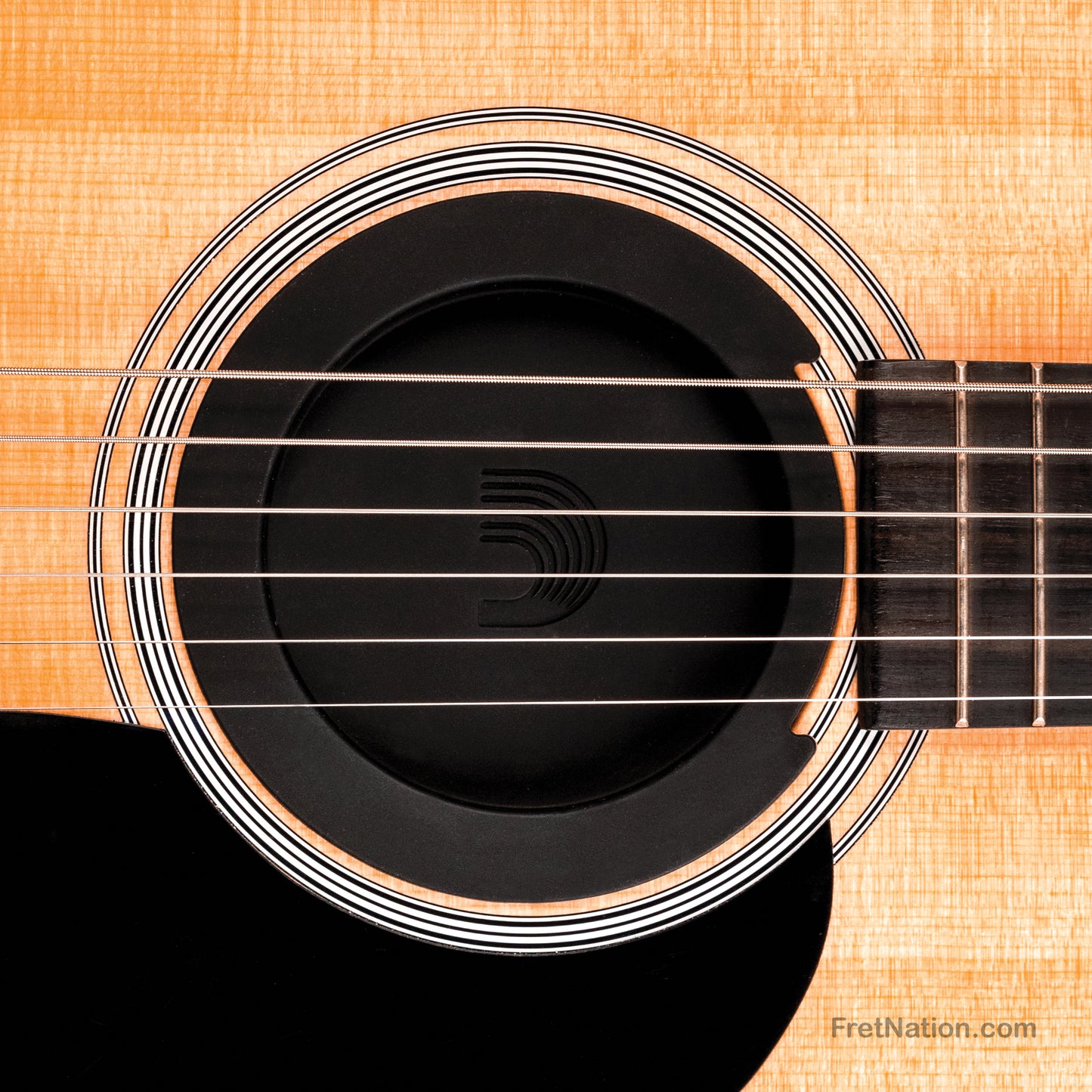D'Addario D'Addario Screeching Halt Sound Hole Cover for Acoustic Guitar Large Black - PW-SH-01