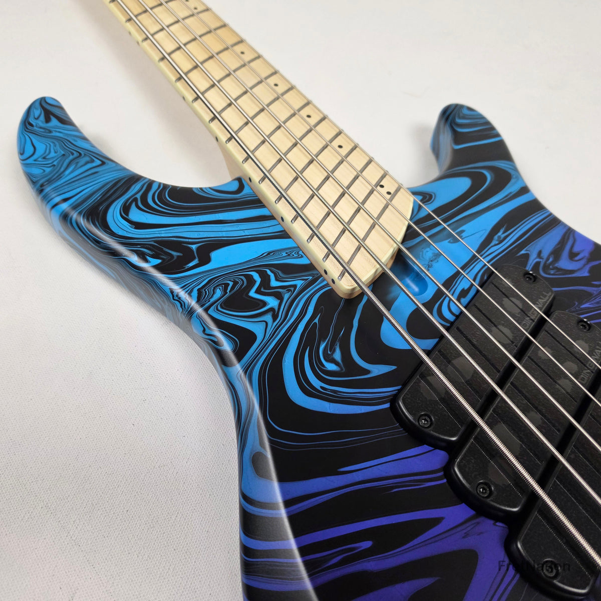 Dingwall Dingwall NG3 5-String Purple Blue Fade Swirl Multi-Scale - 9.02lbs #21741