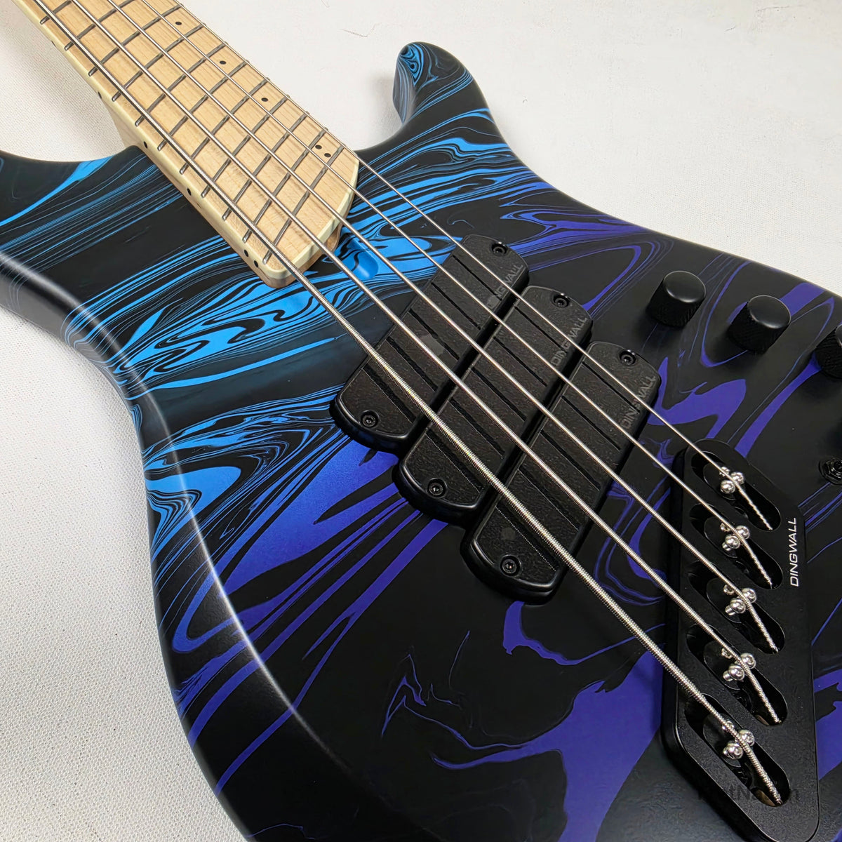 Dingwall Dingwall NG3 5-String Purple Blue Fade Swirl Multi-Scale - 9.00lbs #21751