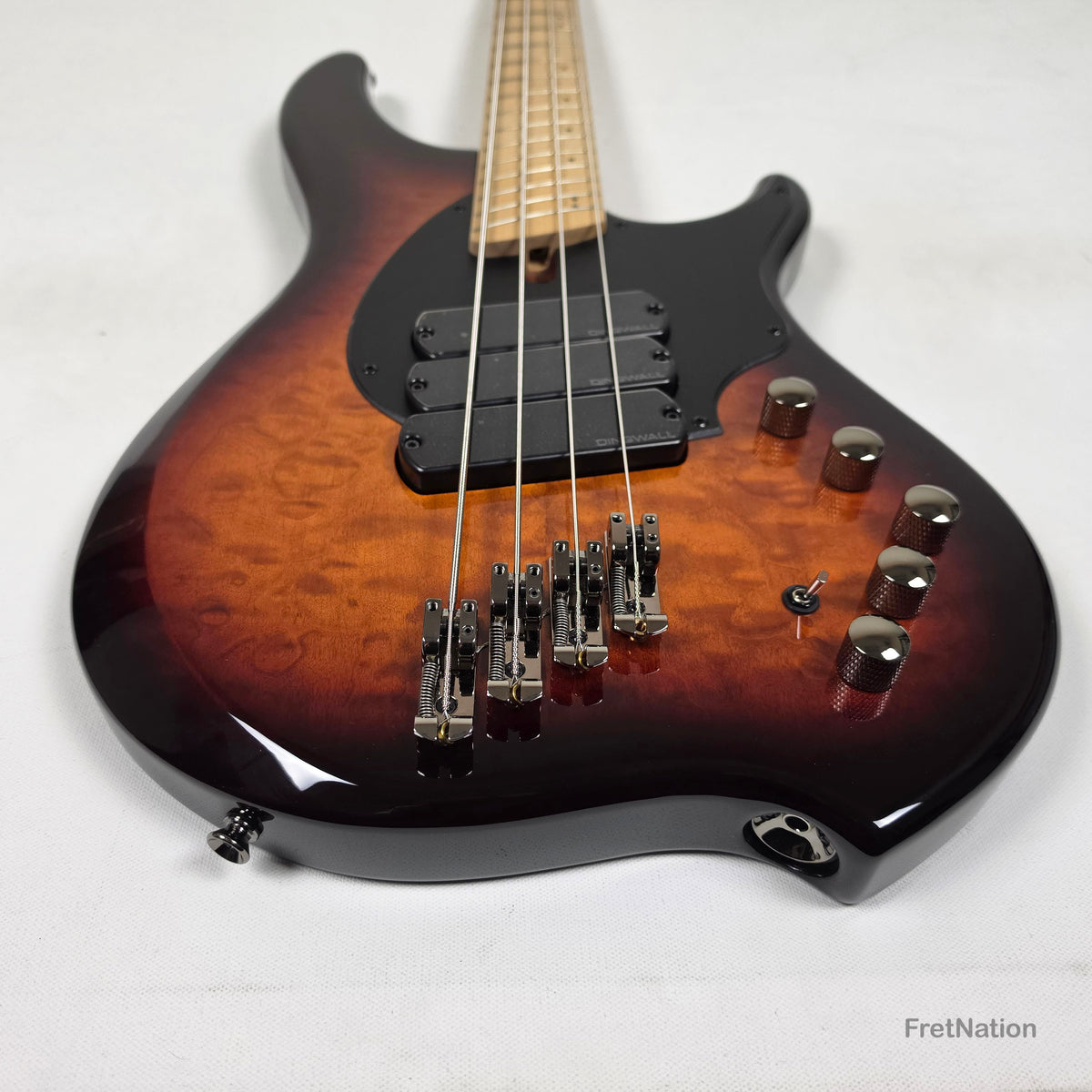 Dingwall Dingwall Combustion C3 4-String VintageBurst Bass w/ Bag - 10.00lbs 10831
