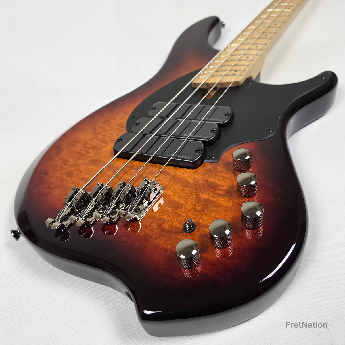 Dingwall Dingwall Combustion C3 4-String VintageBurst Bass w/ Bag - 10.00lbs 10831