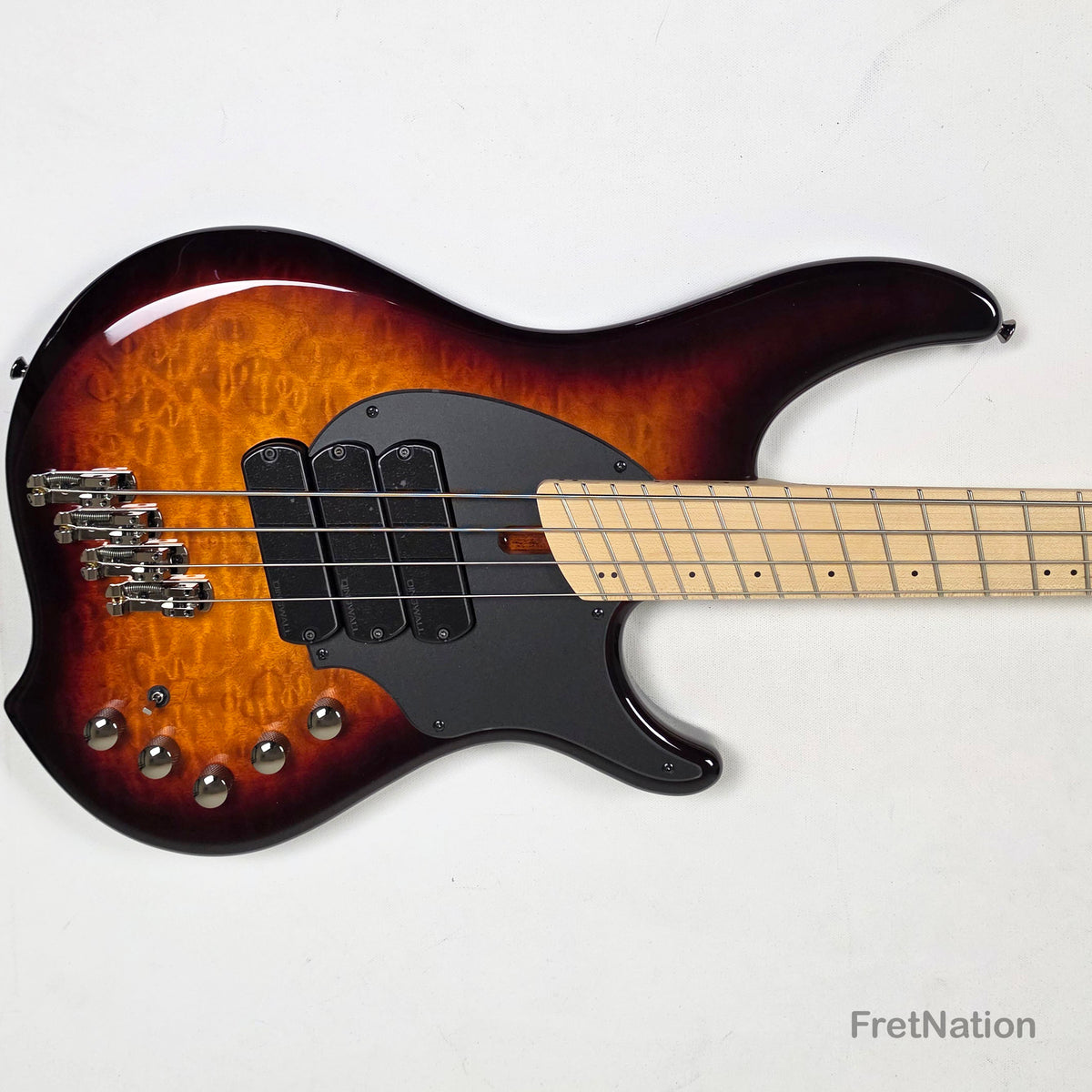 Dingwall Dingwall Combustion C3 4-String VintageBurst Bass w/ Bag - 10.00lbs 10831