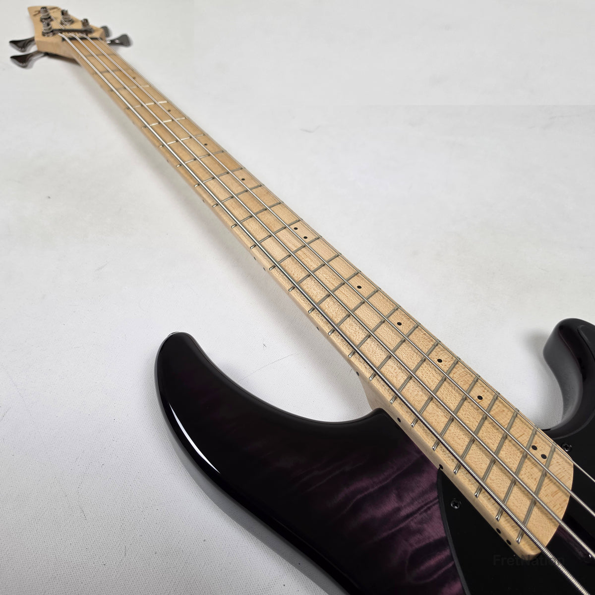 Dingwall Dingwall Combustion C3 4-String UltraViolet Burst Bass w/ Bag - 9.86lbs 12154