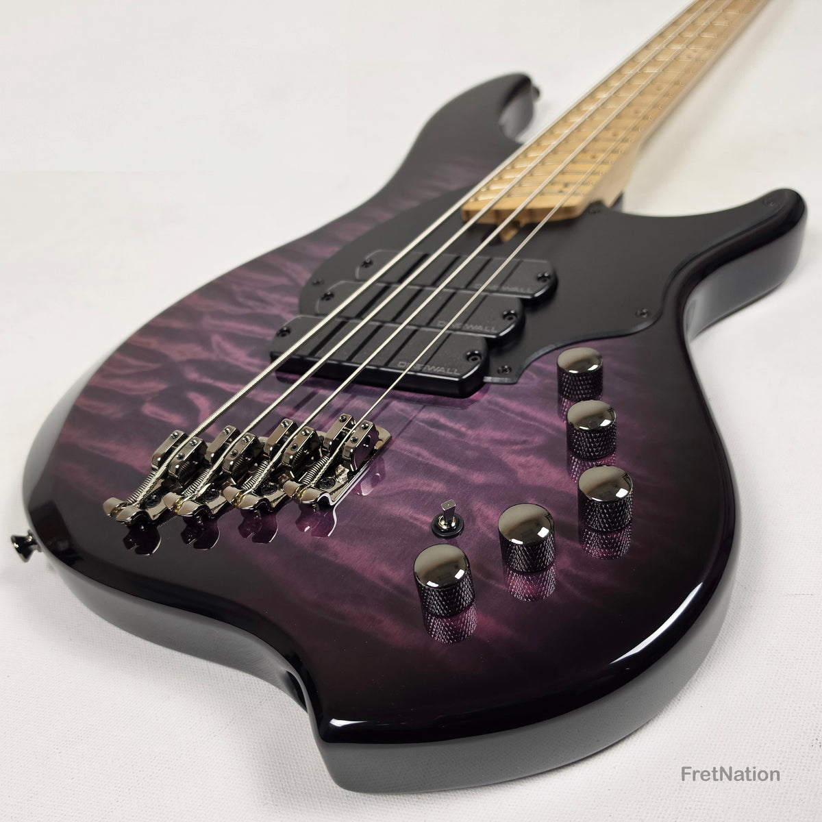 Dingwall Dingwall Combustion C3 4-String UltraViolet Burst Bass w/ Bag - 9.86lbs 12154