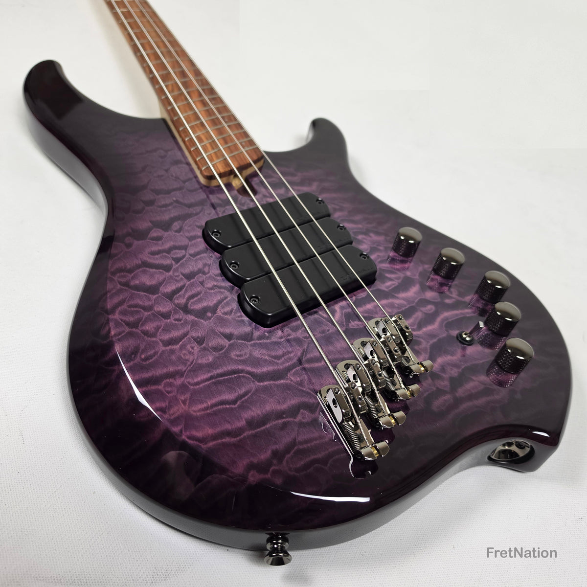 Dingwall Combustion C3 4-String UltraViolet Burst Pau Ferro Fingerboard Bass w/ Bag - 9.88lbs 12445
