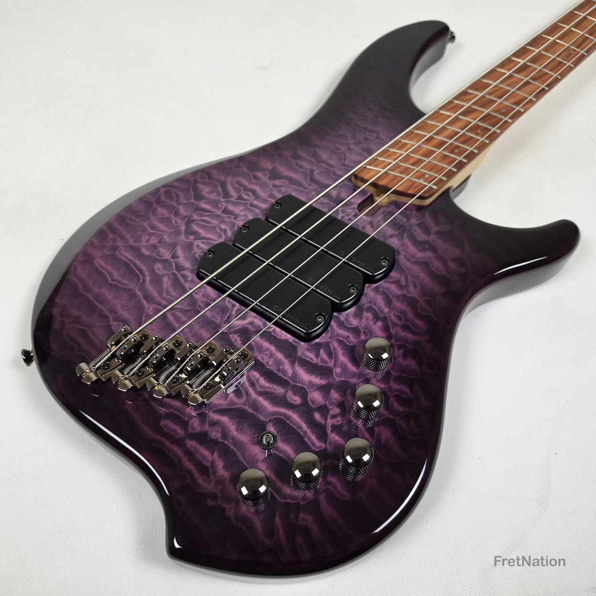 Dingwall Combustion C3 4-String UltraViolet Burst Pau Ferro Fingerboard Bass w/ Bag - 9.88lbs 12445