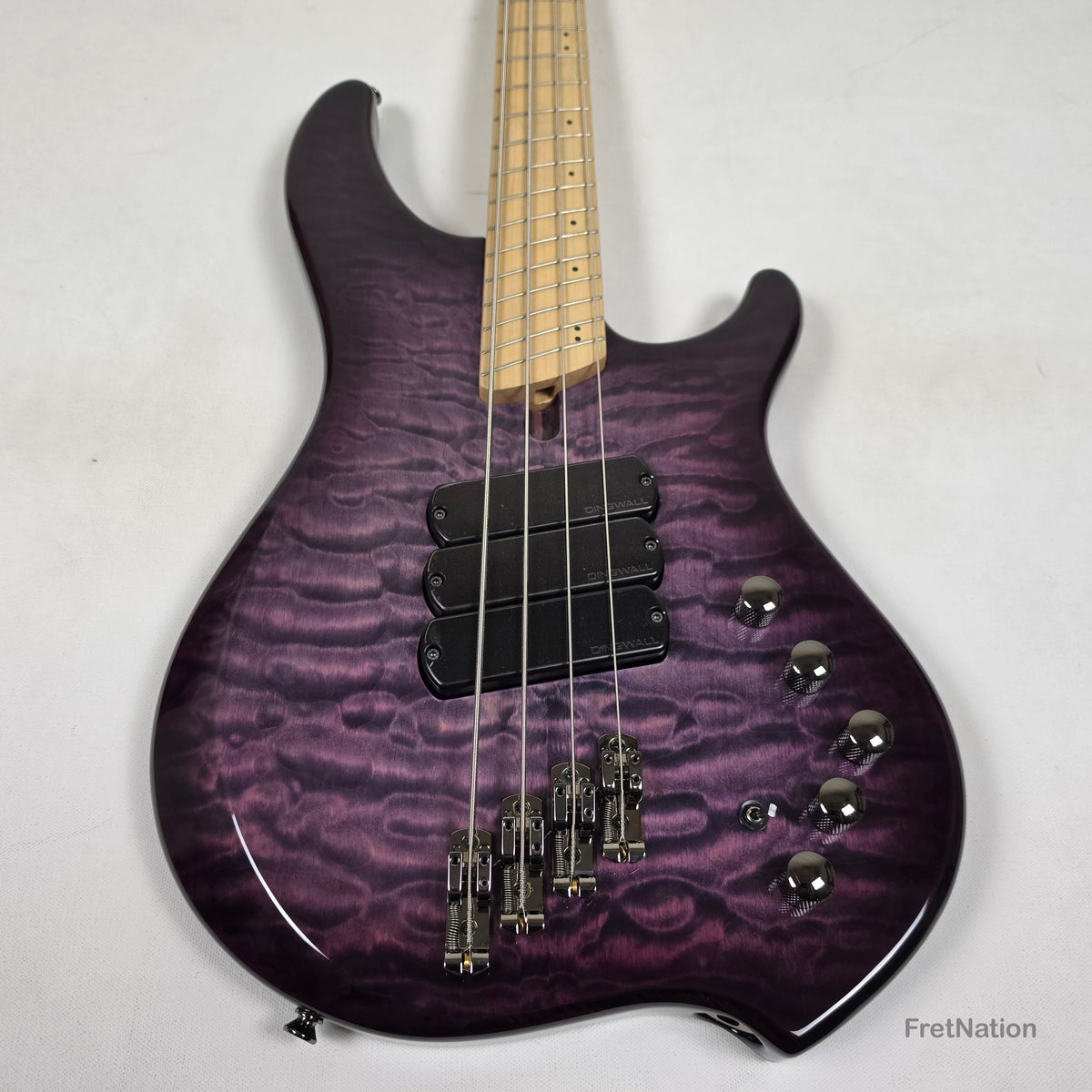 Dingwall Combustion C3 4-String UltraViolet Burst Bass w/ Bag - 9.36lbs 13411