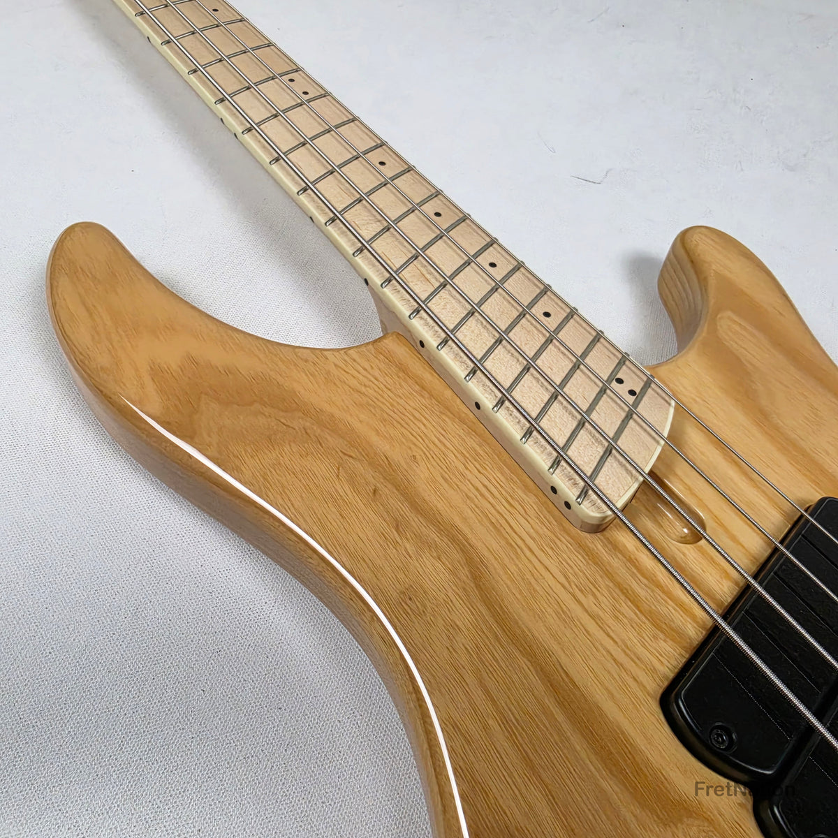 Dingwall Combustion C3 4-String Natural Bass w/ Bag - 9.36lbs 18816