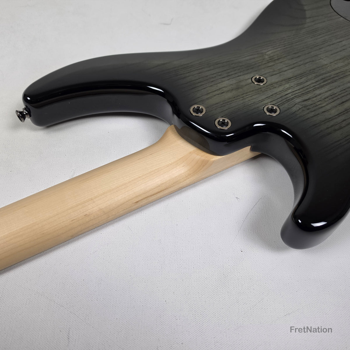 Dingwall Combustion C3 4-String 2-Tone BlackBurst Bass w/ Bag - 9.96lbs 20361