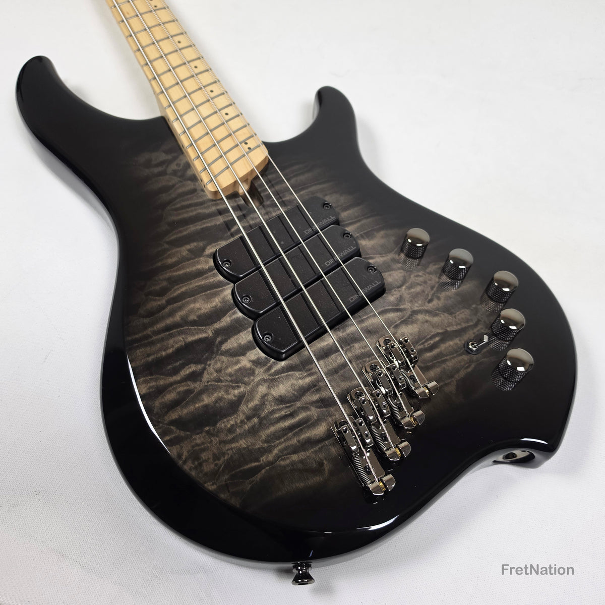 Dingwall Combustion C3 4-String 2-Tone BlackBurst Bass w/ Bag - 9.96lbs 20361