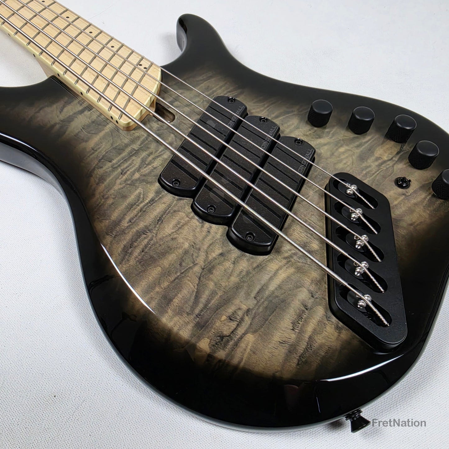 Dingwall Dingwall Combustion C3 5-String 2-Tone Black Burst w/ Maple Fingerboard - 9.94lbs 19653B - B-Stock