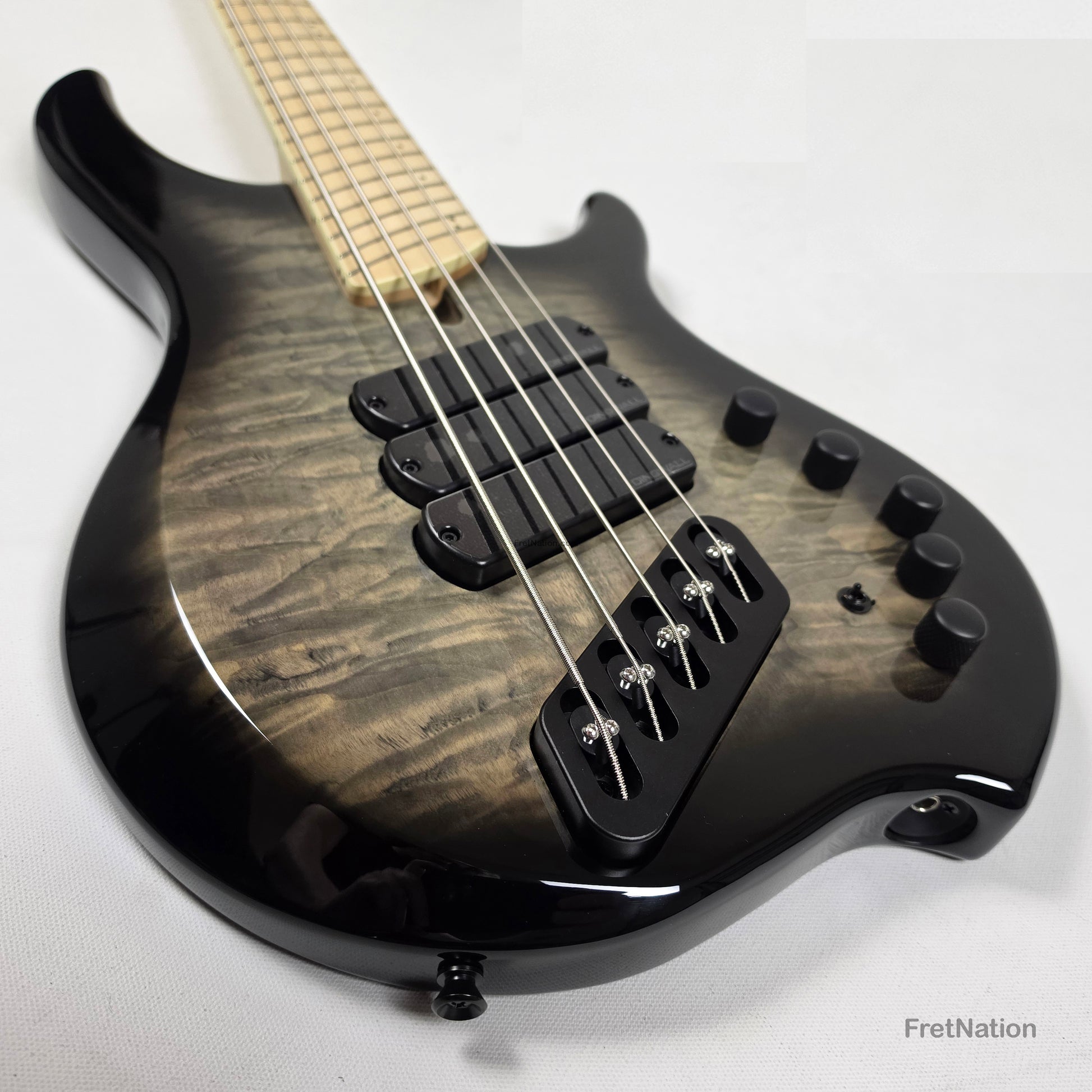 Dingwall Dingwall Combustion C3 5-String 2-Tone Black Burst w/ Maple Fingerboard - 9.94lbs 19653B - B-Stock