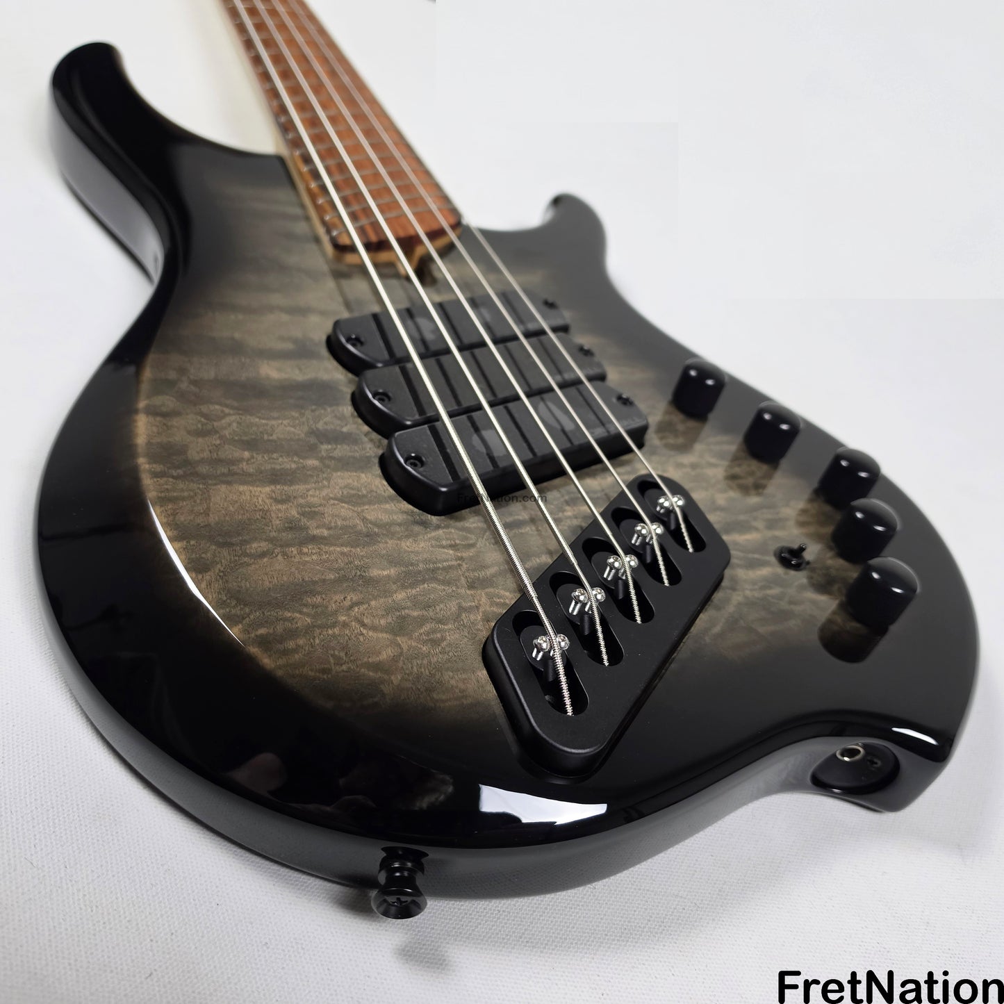 Dingwall Dingwall Combustion C3 5-String 2-Tone Black Burst w/ Pau Ferro Fingerboard - 9.98lbs 19728B - B-Stock