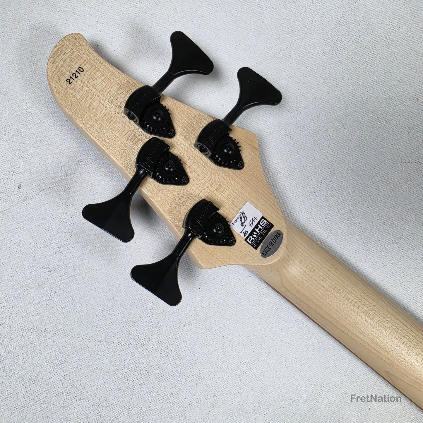 Dingwall Dingwall D-Roc Standard 4-String Matte Ferrari Green - 9.06lbs #21210