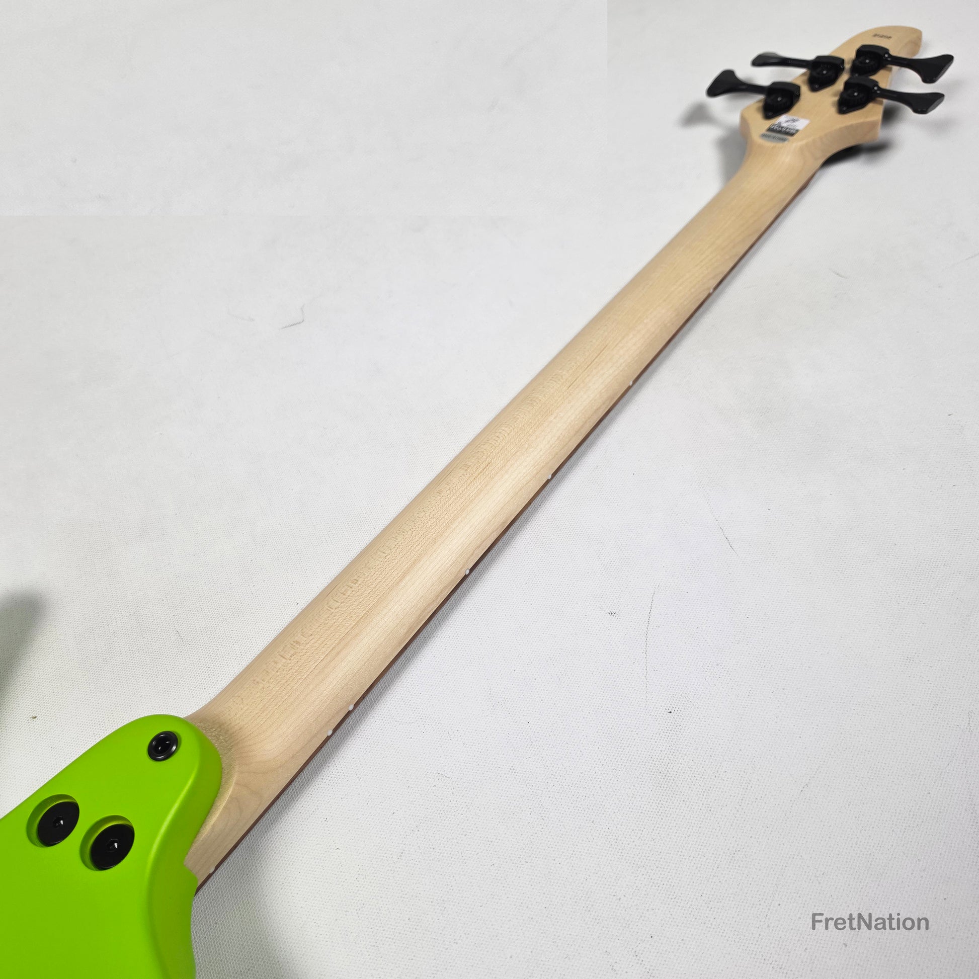 Dingwall Dingwall D-Roc Standard 4-String Matte Ferrari Green - 9.06lbs #21210