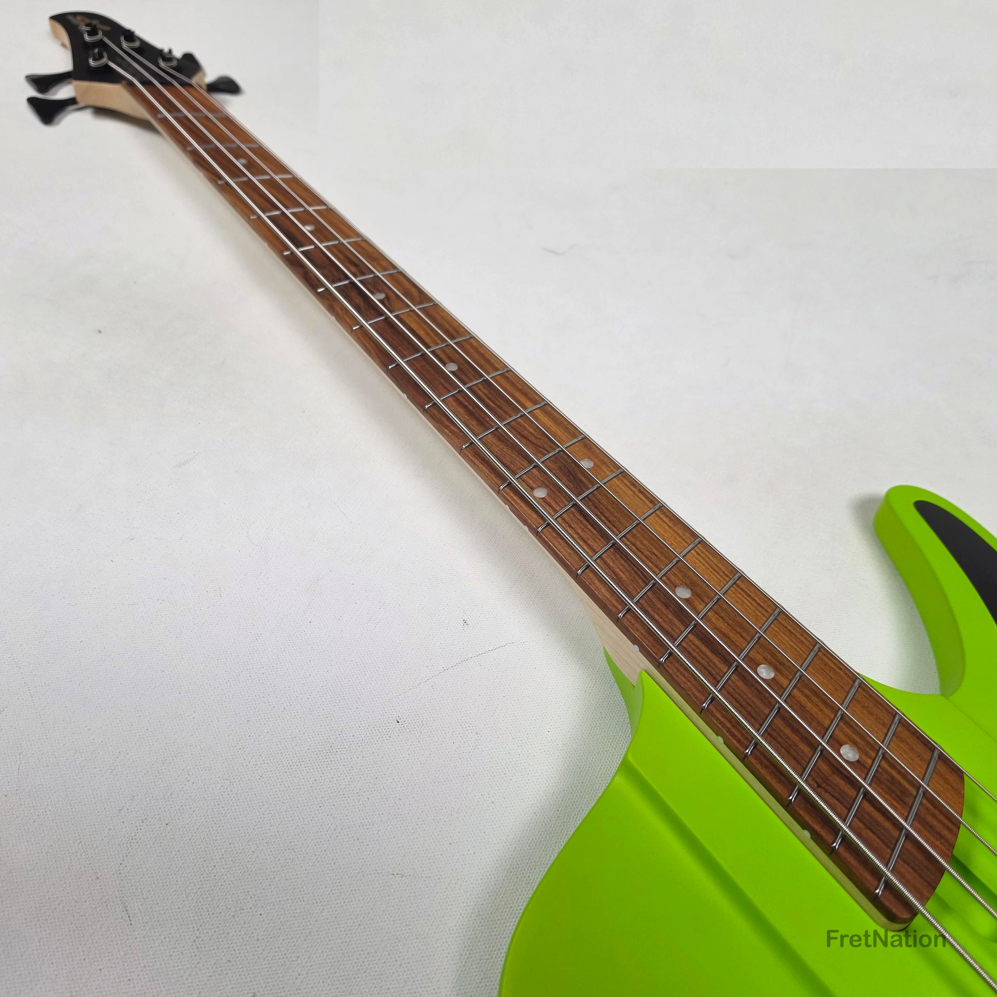 Dingwall Dingwall D-Roc Standard 4-String Matte Ferrari Green - 9.06lbs #21210