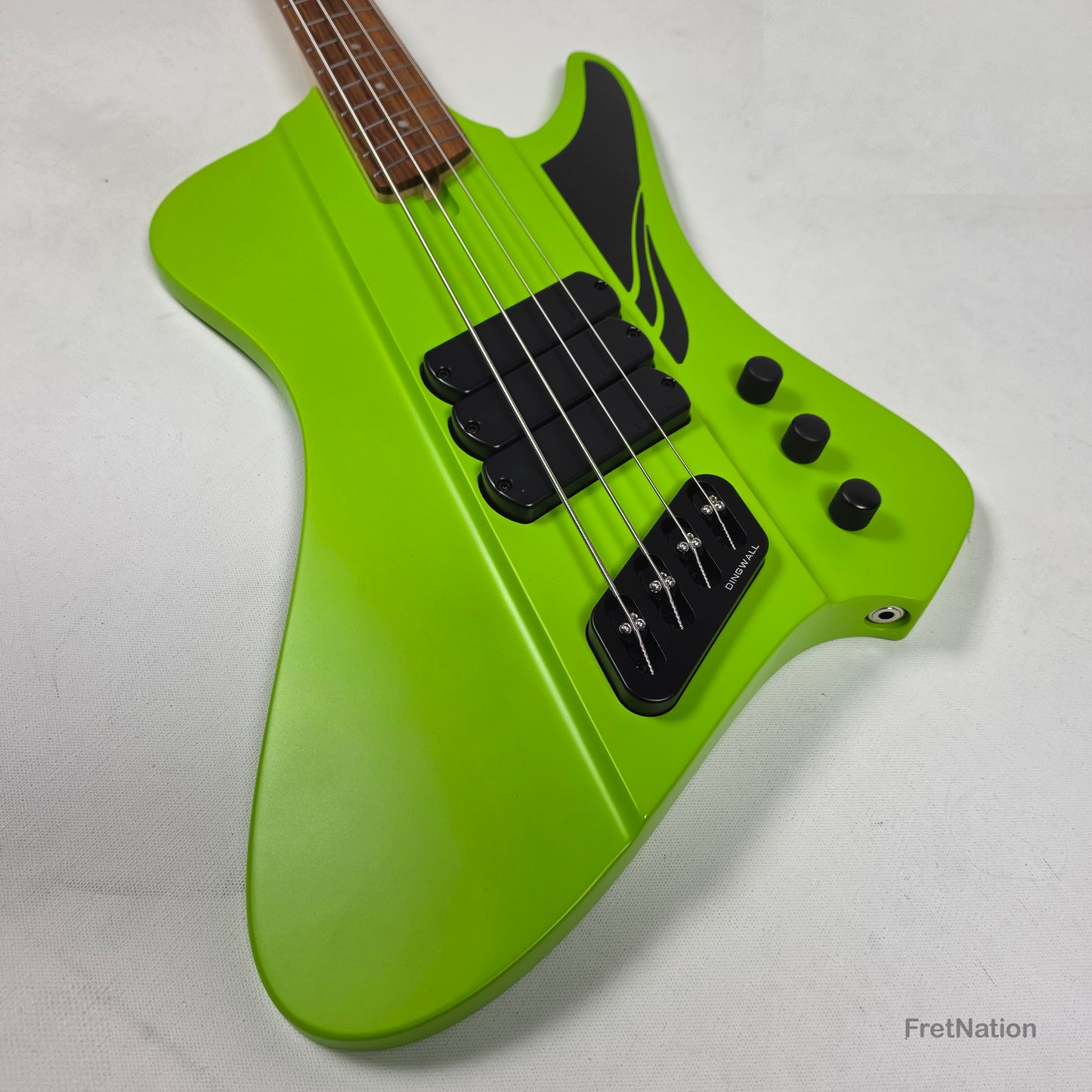 Dingwall Dingwall D-Roc Standard 4-String Matte Ferrari Green - 9.06lbs #21210