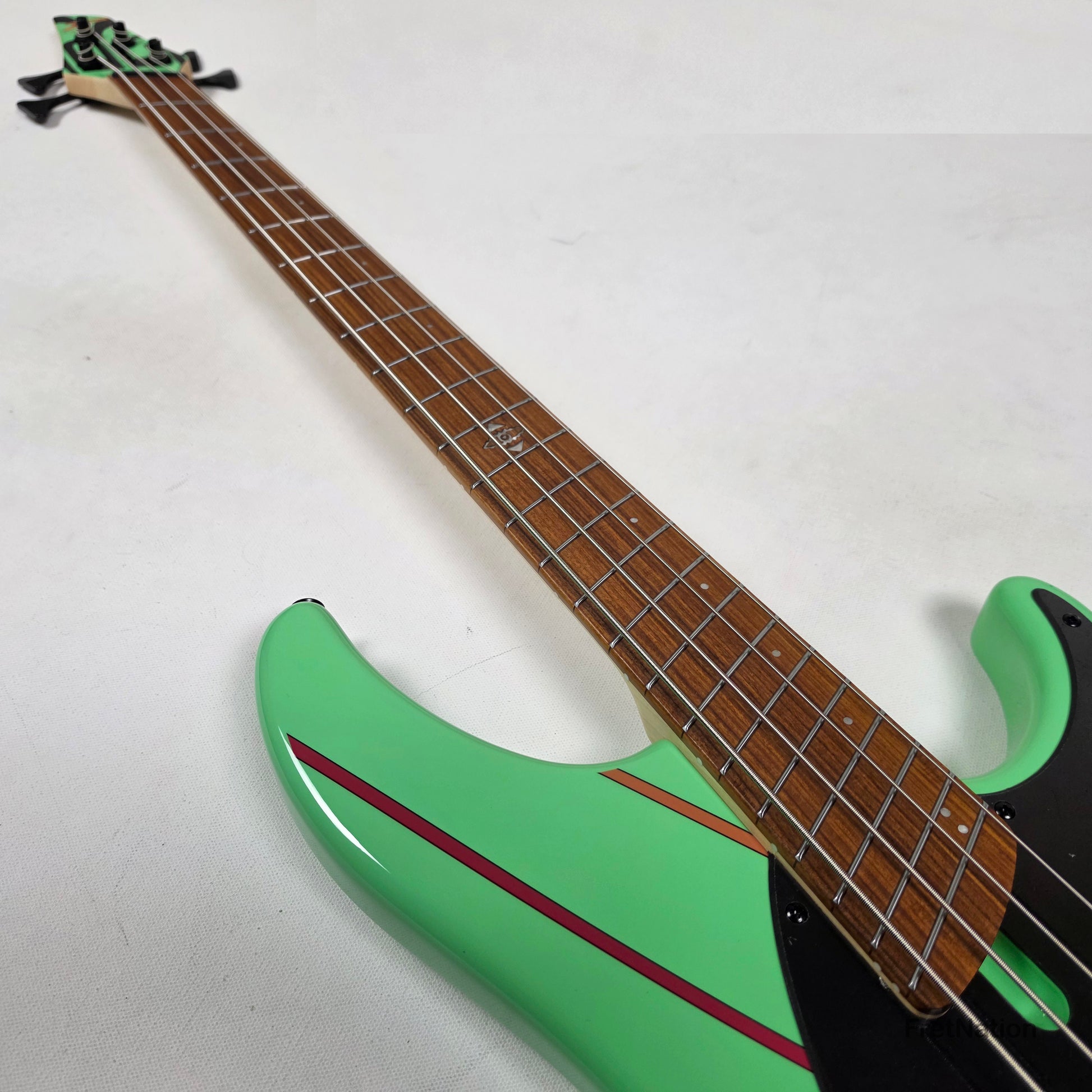 Dingwall Dingwall JT3 4-String Seafoam Green w/ Bag - 8.98lbs #20208 - JT3 4 GS P SH