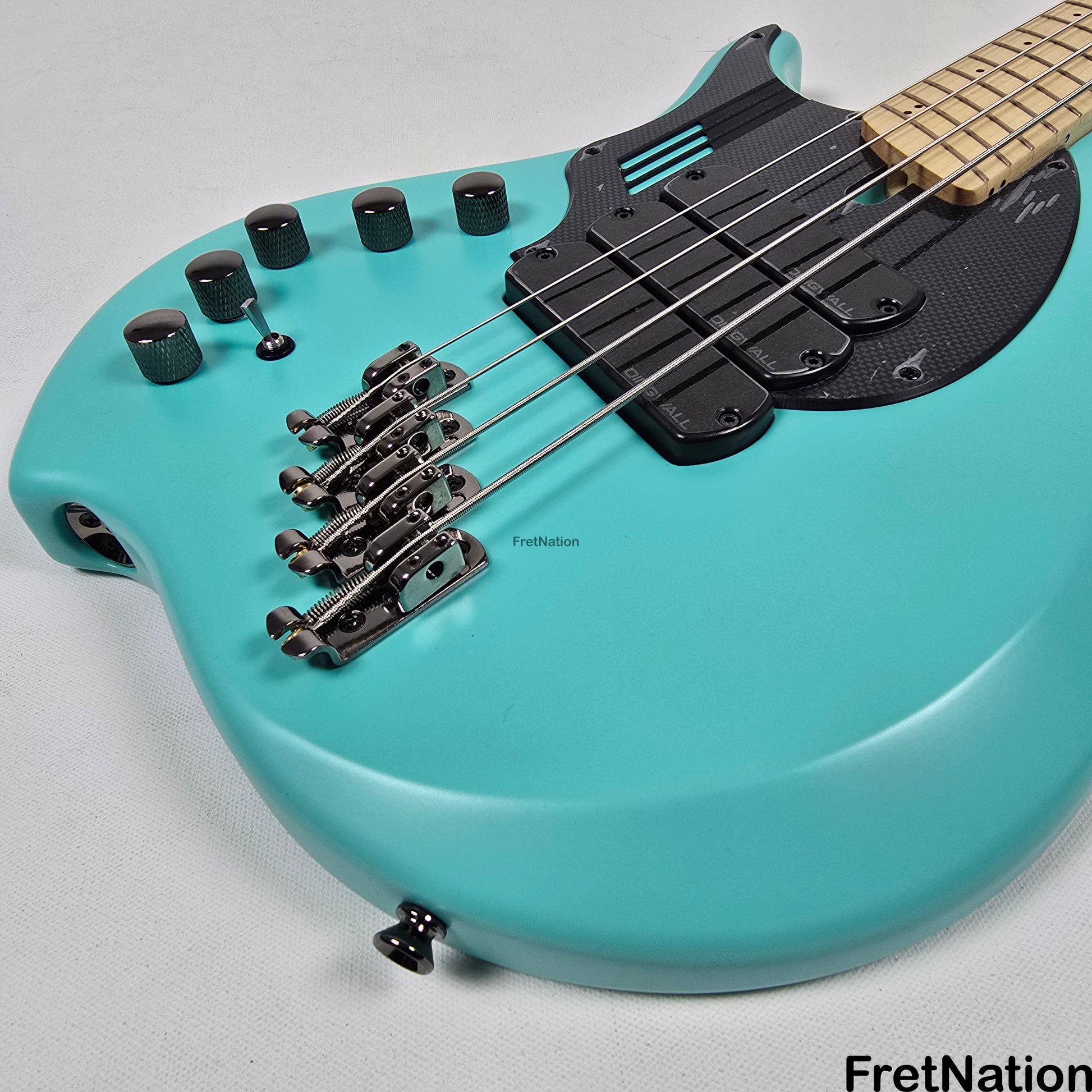 Dingwall Dingwall NG3 Lefty 4-String Celestial Blue Bass w/ Bag 8.70lbs 16900B B-Stock