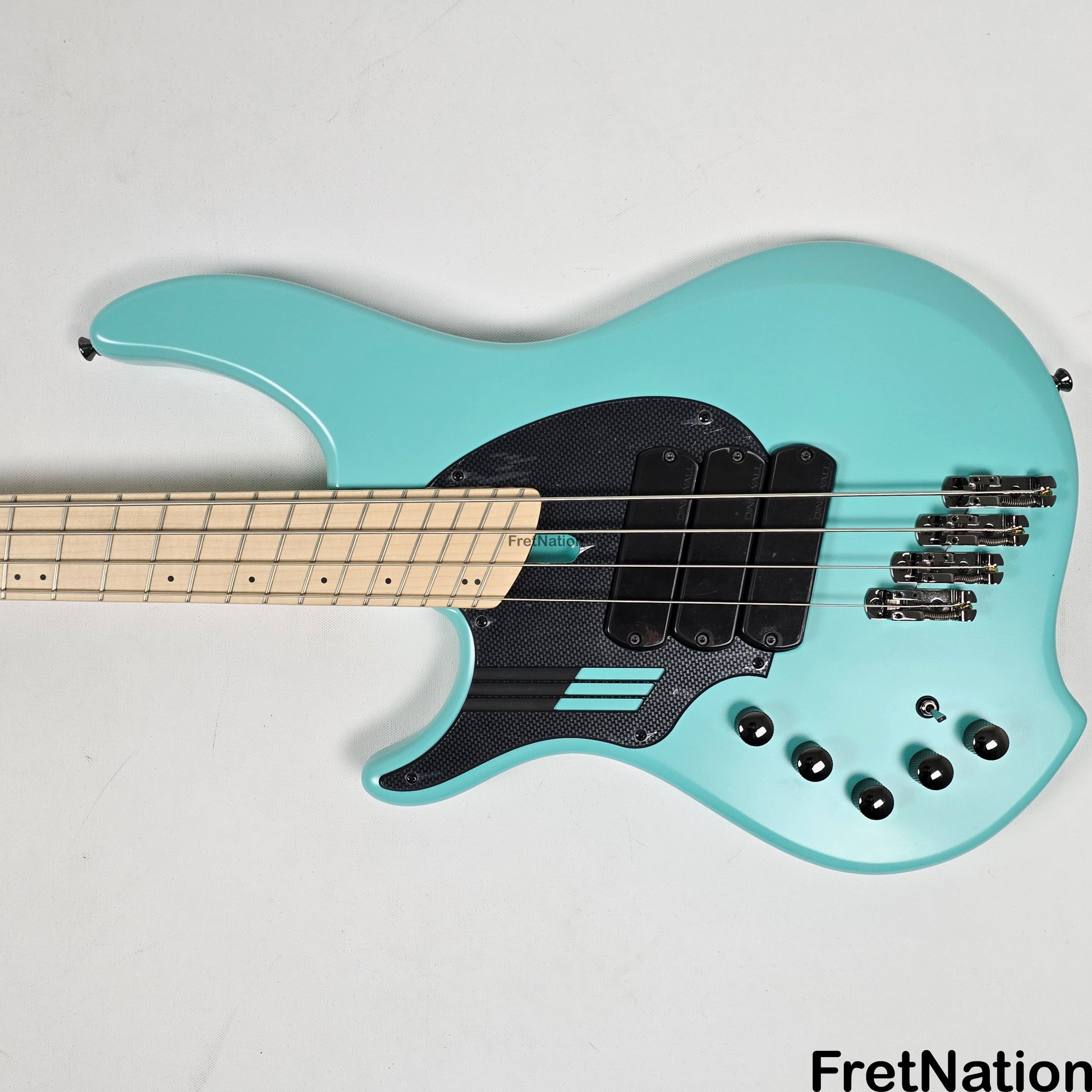 Dingwall Dingwall NG3 Lefty 4-String Celestial Blue Bass w/ Bag 8.70lbs 16900B B-Stock