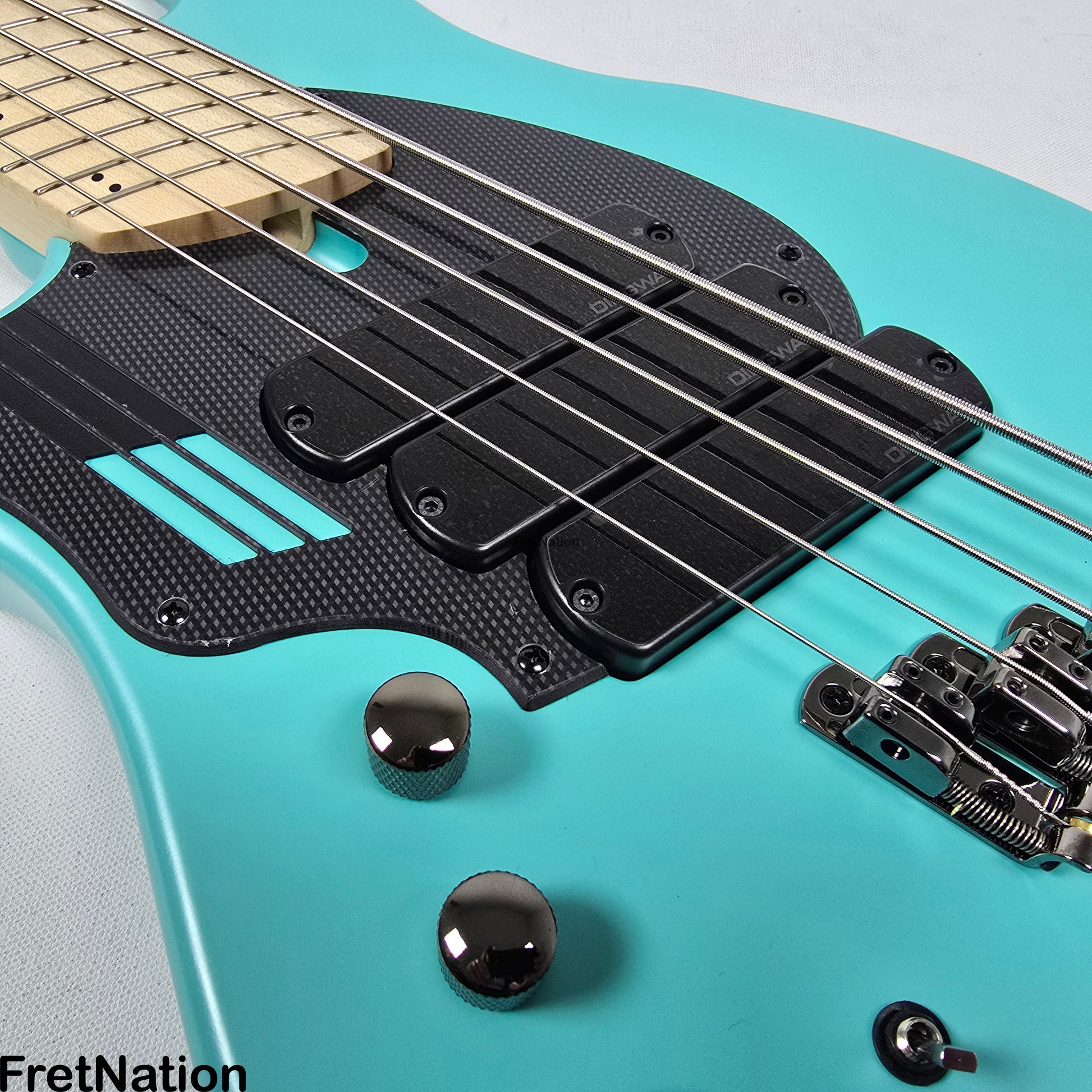 Dingwall Dingwall NG3 Lefty 5-String Celestial Blue Bass w/ Bag 8.92lbs 16904