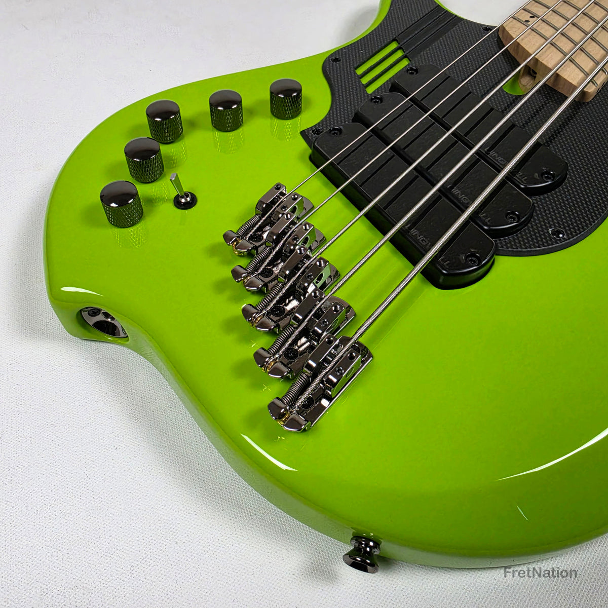 Dingwall Dingwall NG3 Lefty-Handed 5-String Ferrari Green Bass w/ Bag - 8.82lbs 12944