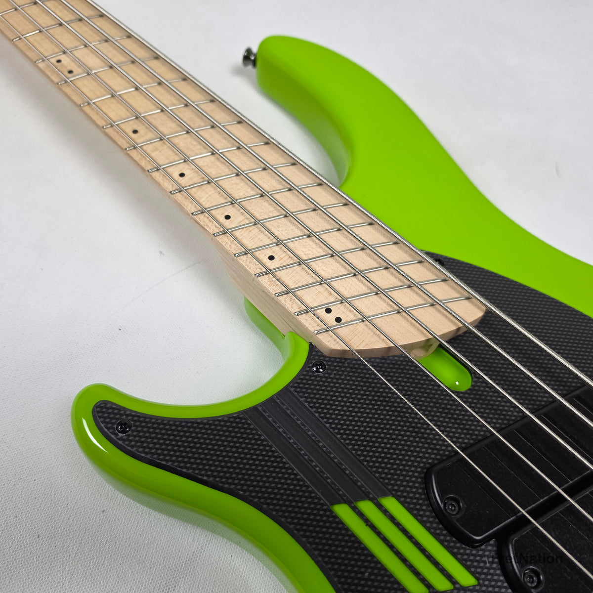 Dingwall Dingwall NG3 Lefty-Handed 5-String Ferrari Green Bass w/ Bag - 8.82lbs 12944