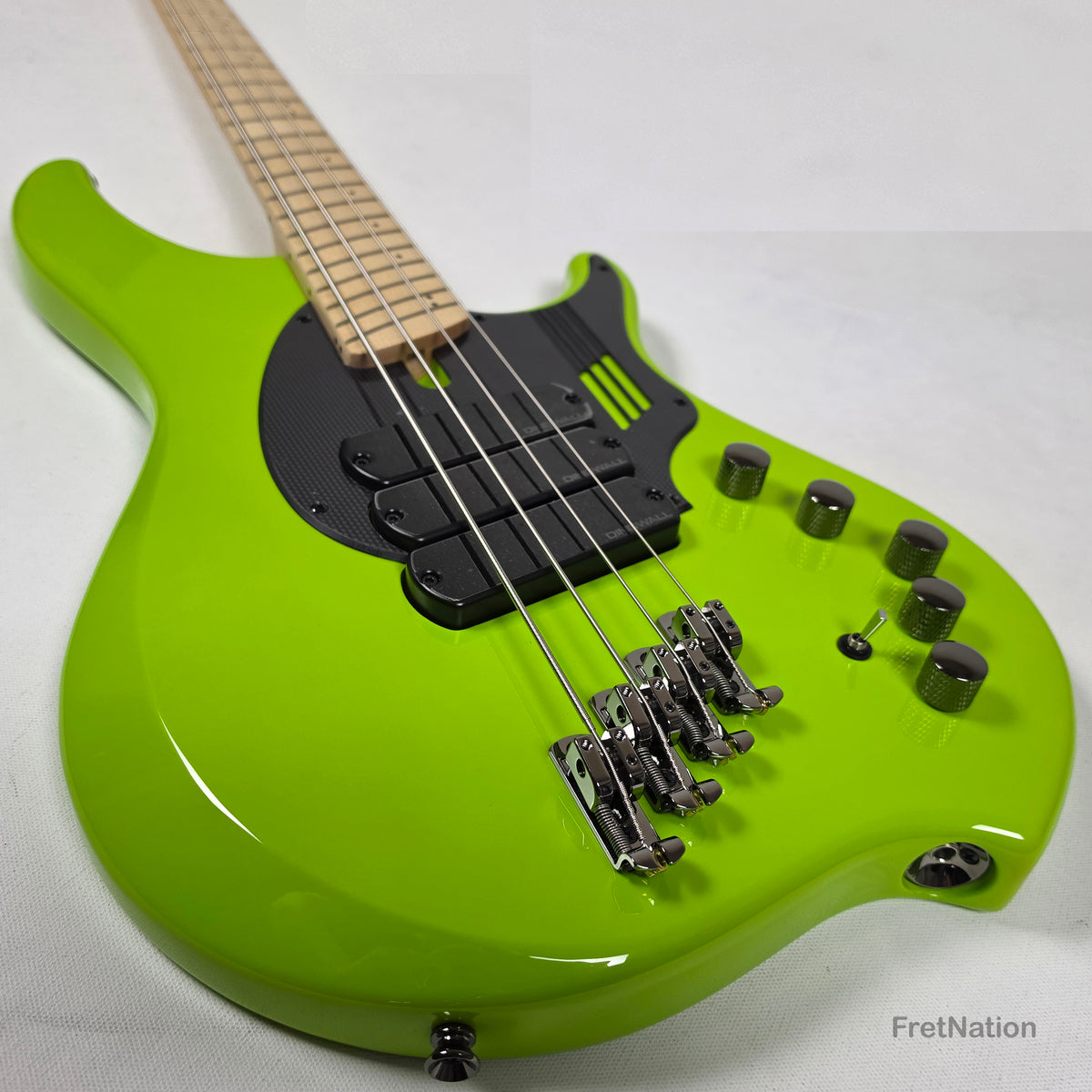Dingwall NG3 4-String Ferrari Green w/ Bag 8.48lbs 14587 - B-Stock
