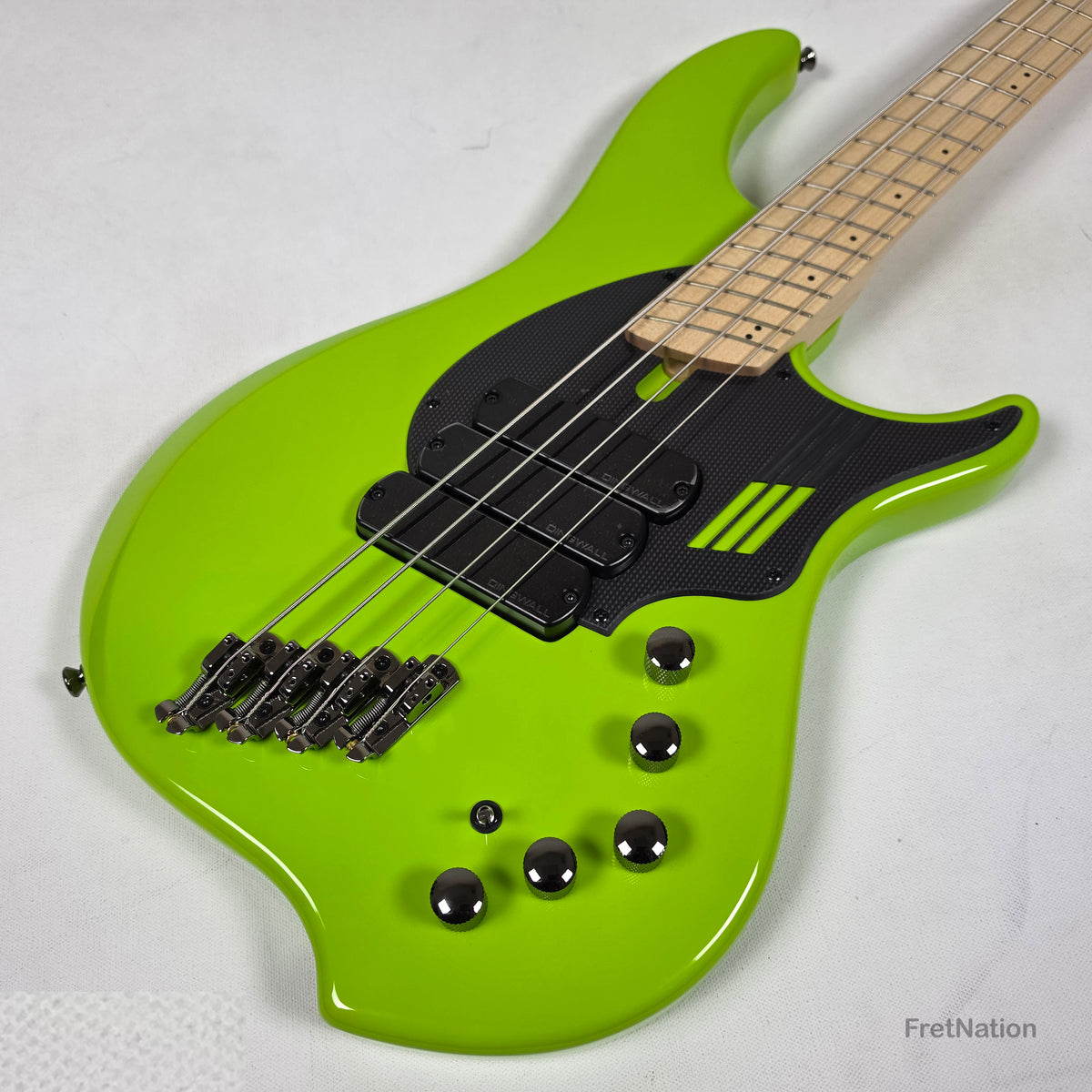 Dingwall NG3 4-String Ferrari Green w/ Bag 8.48lbs 14587 - B-Stock