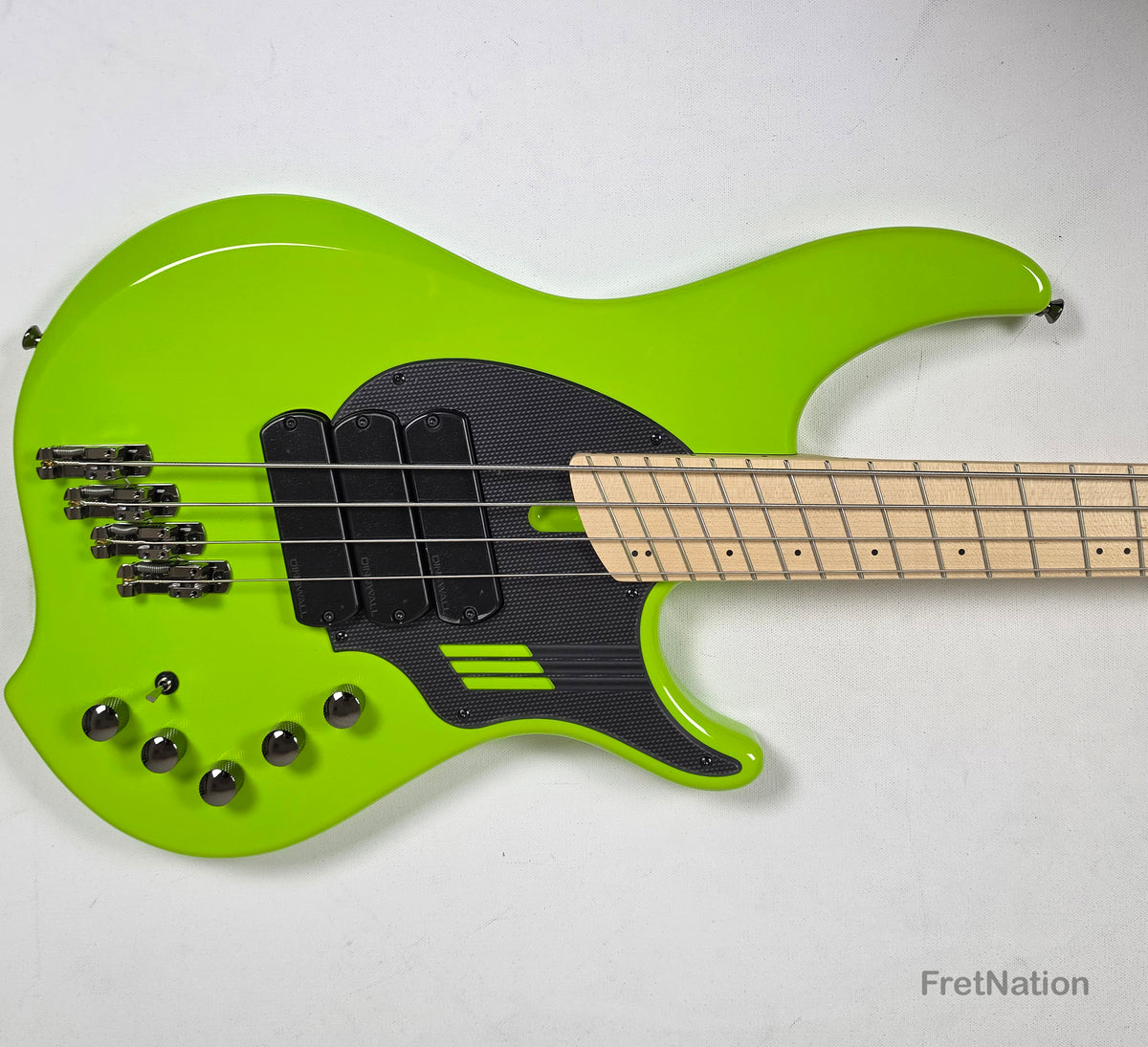Dingwall NG3 4-String Ferrari Green w/ Bag 8.48lbs 14587 - B-Stock