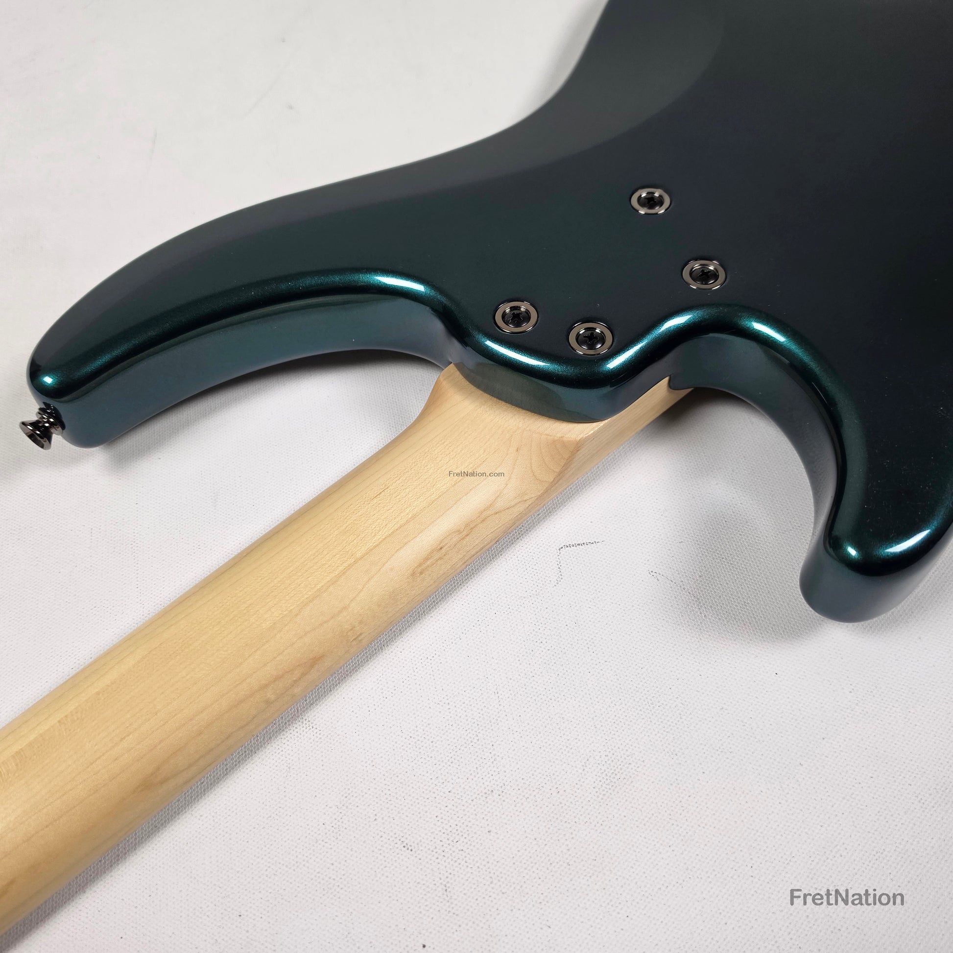 Dingwall Dingwall NG3 4-String BlackForest Green w/ Bag 8.42lbs 14184B - B-Stock