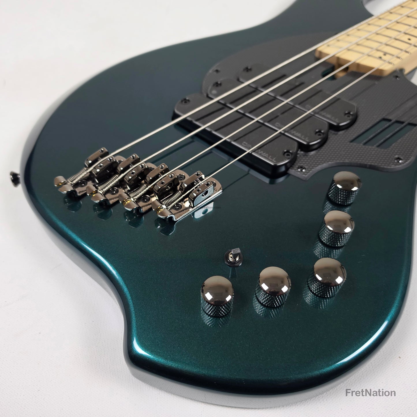 Dingwall Dingwall NG3 4-String BlackForest Green w/ Bag 8.42lbs 14184B - B-Stock