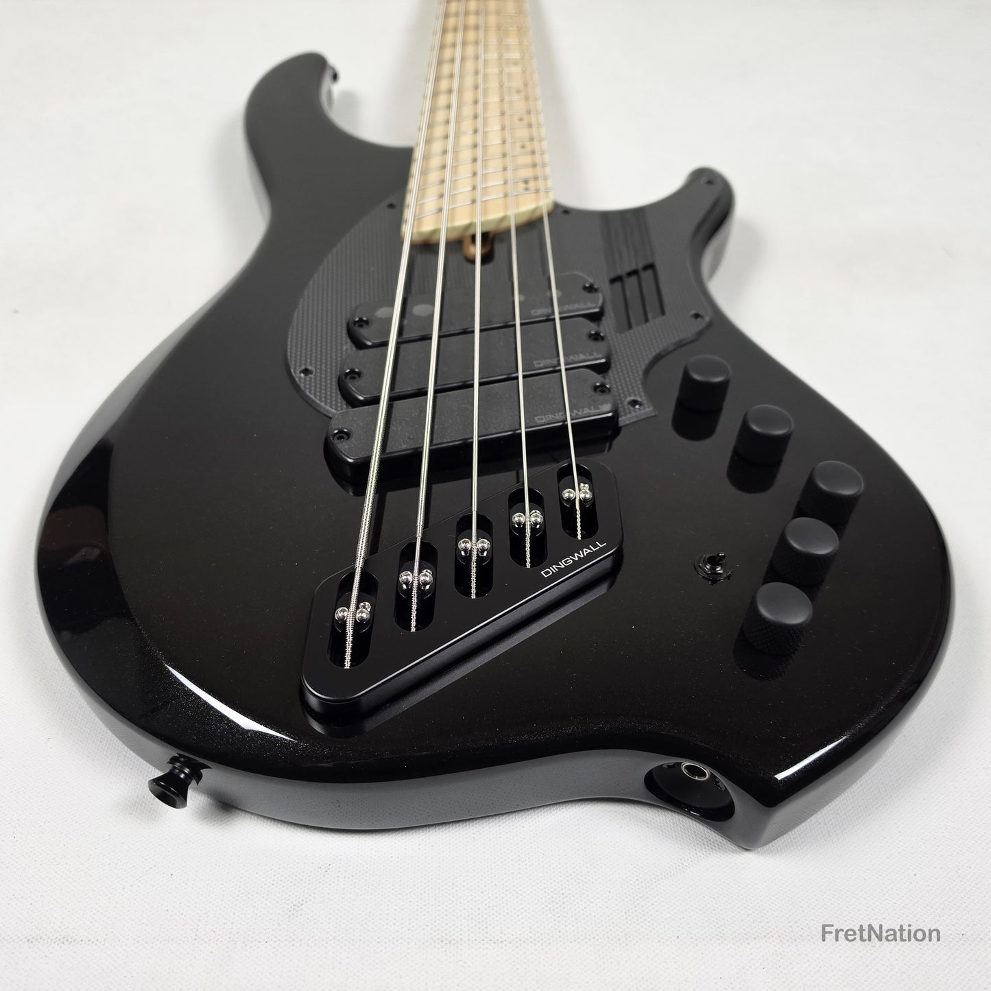 Dingwall Dingwall NG3 5-String Metallic Black Fanned Fret Multi-Scale - 9.14lbs #20928B B-Stock