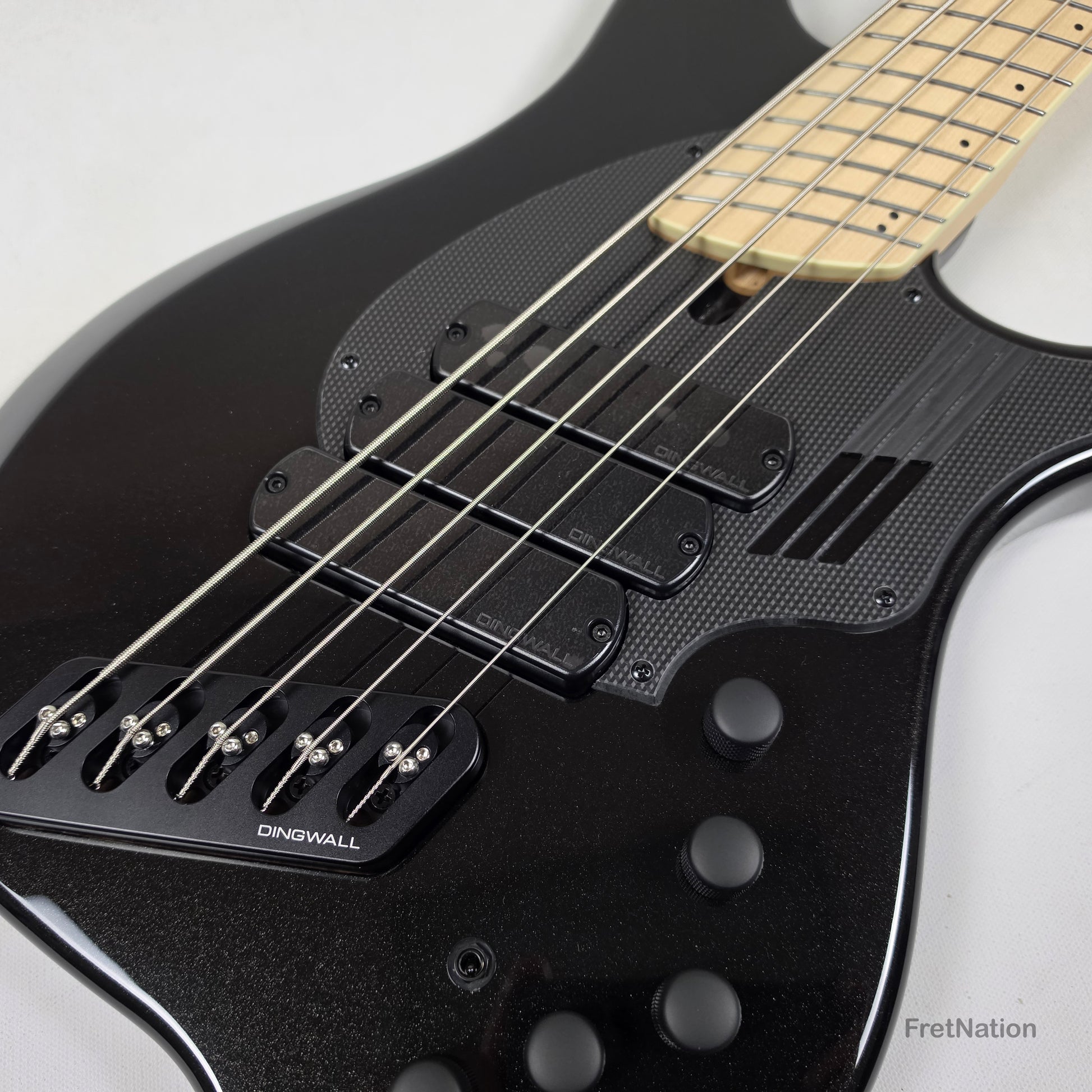 Dingwall Dingwall NG3 5-String Metallic Black Fanned Fret Multi-Scale - 9.14lbs #20928B B-Stock